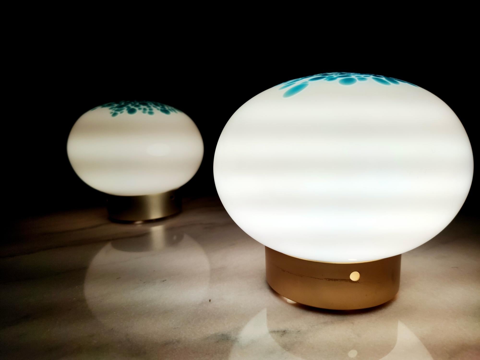 Anodized Pair of Postmodern White and Light Blue Murano Glass Table Lamps, Italy For Sale