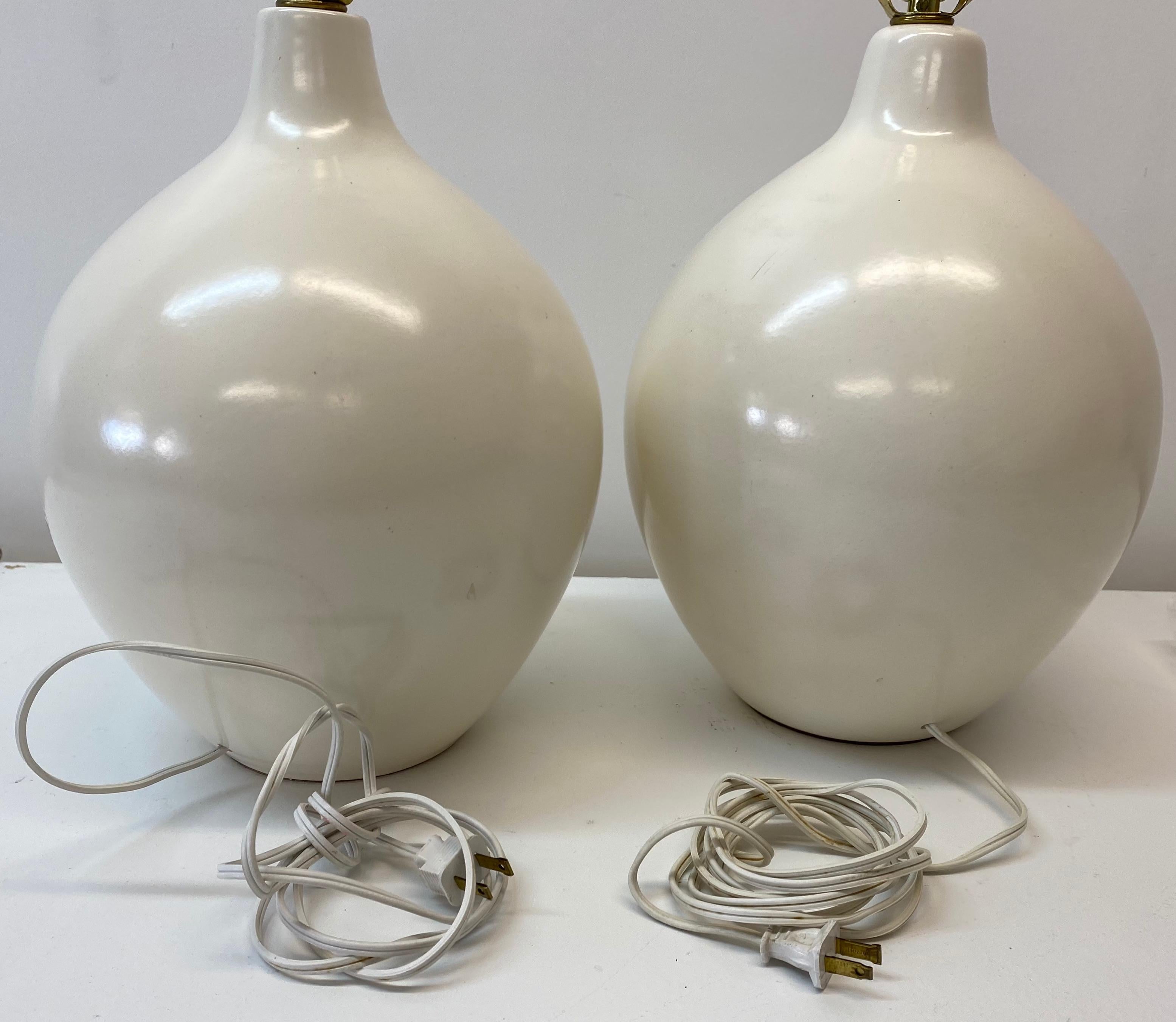Pair of Lotte & Gunnar Bostlund Egg Shell Glazed Ceramic Table Lamps 1