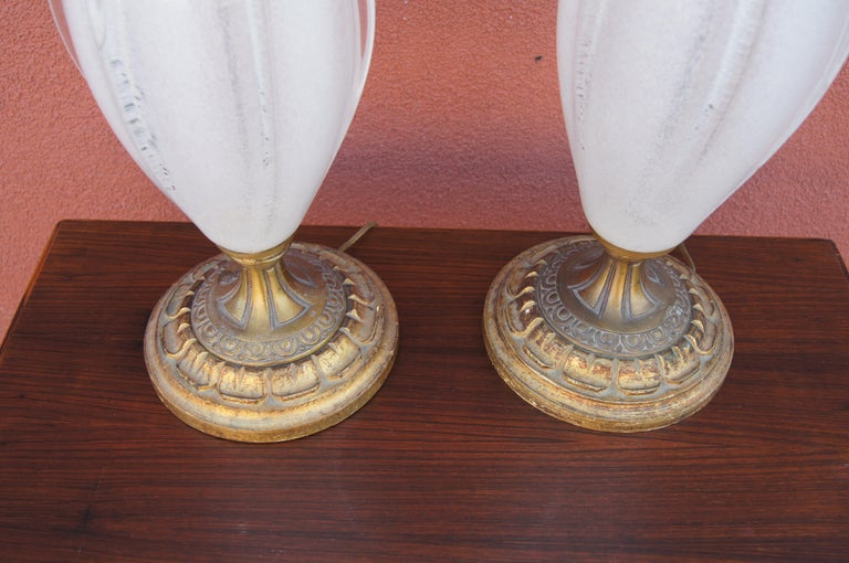 Mid-Century Modern Pair of Vintage White Murano Glass Table Lamps For Sale