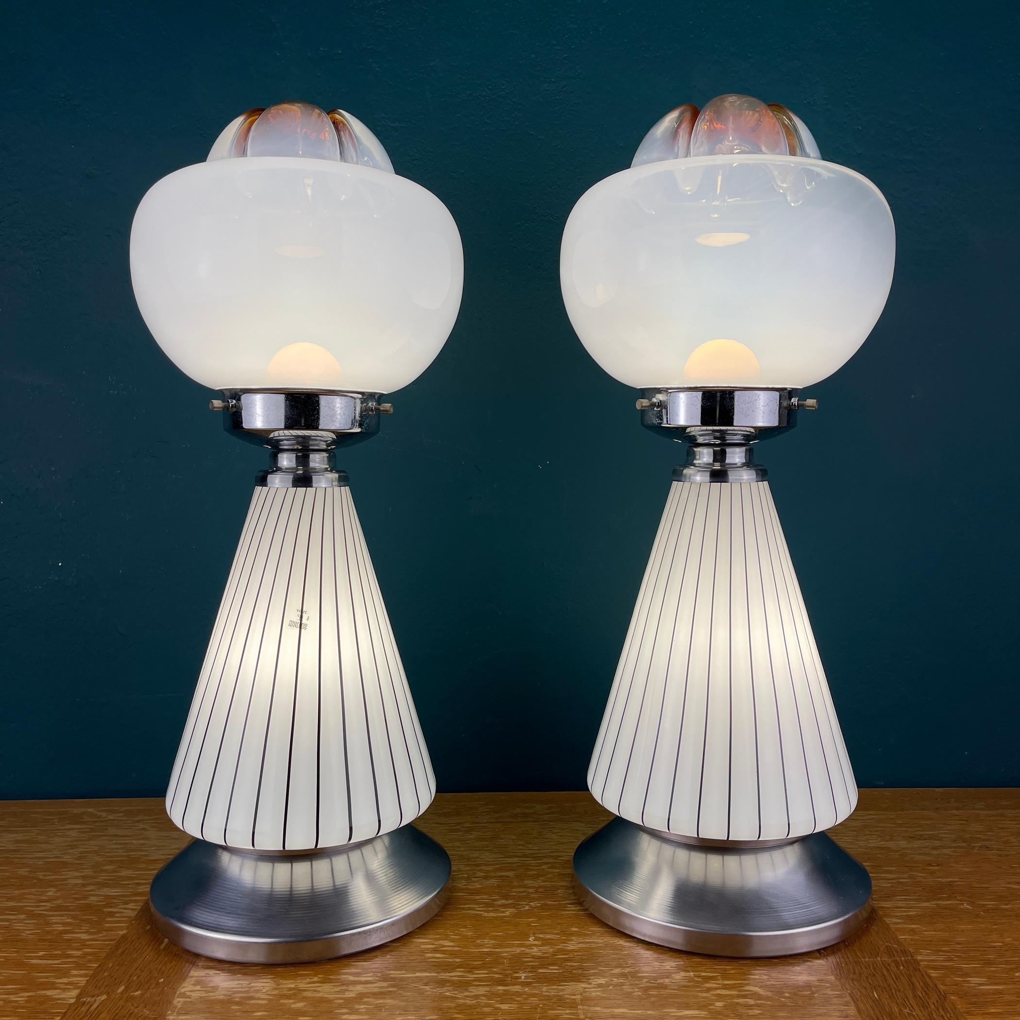 Italian Pair of Vintage White Murano Table Lamps Vetri Murano 004, Italy, 1970s