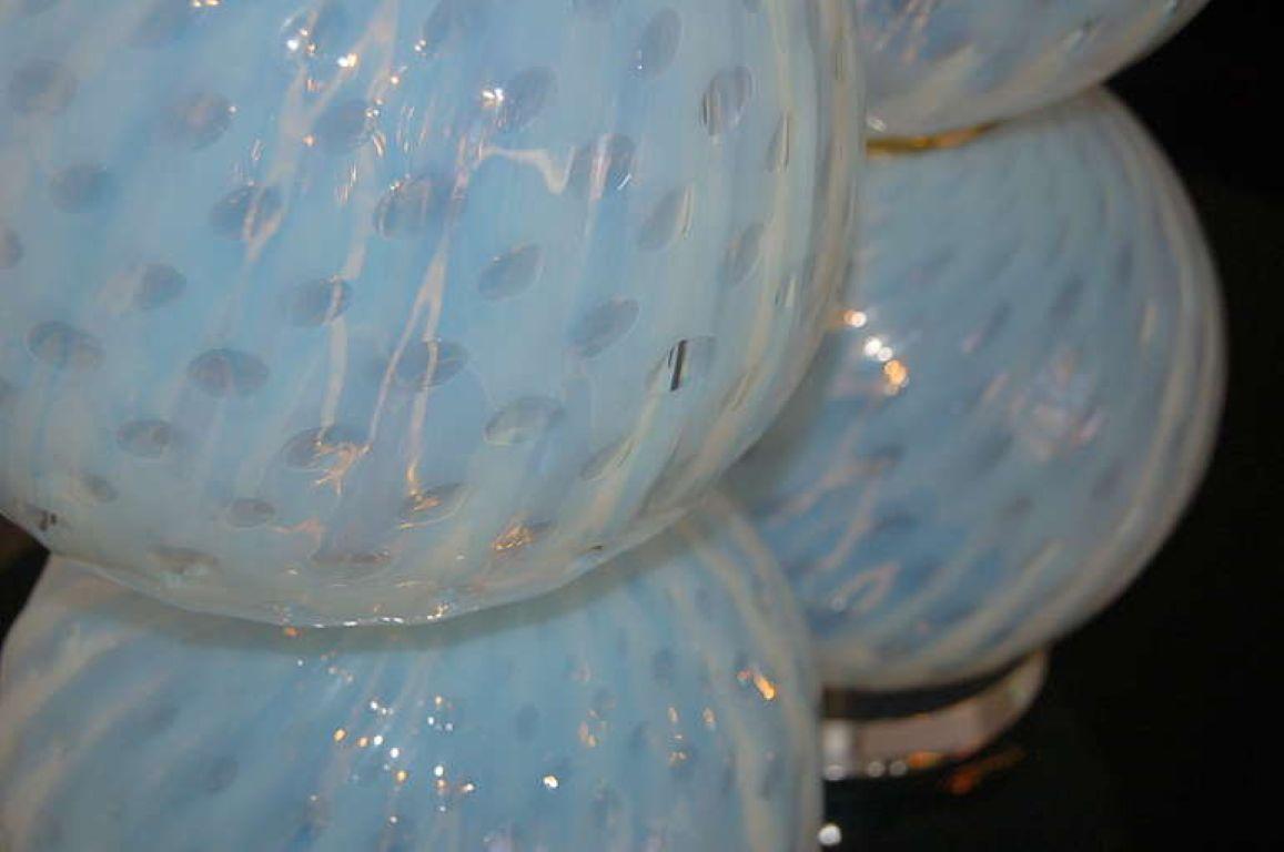 Mid-Century Modern Paire de lampes Ball and Ball en verre Murano opalin blanc Vintage en vente