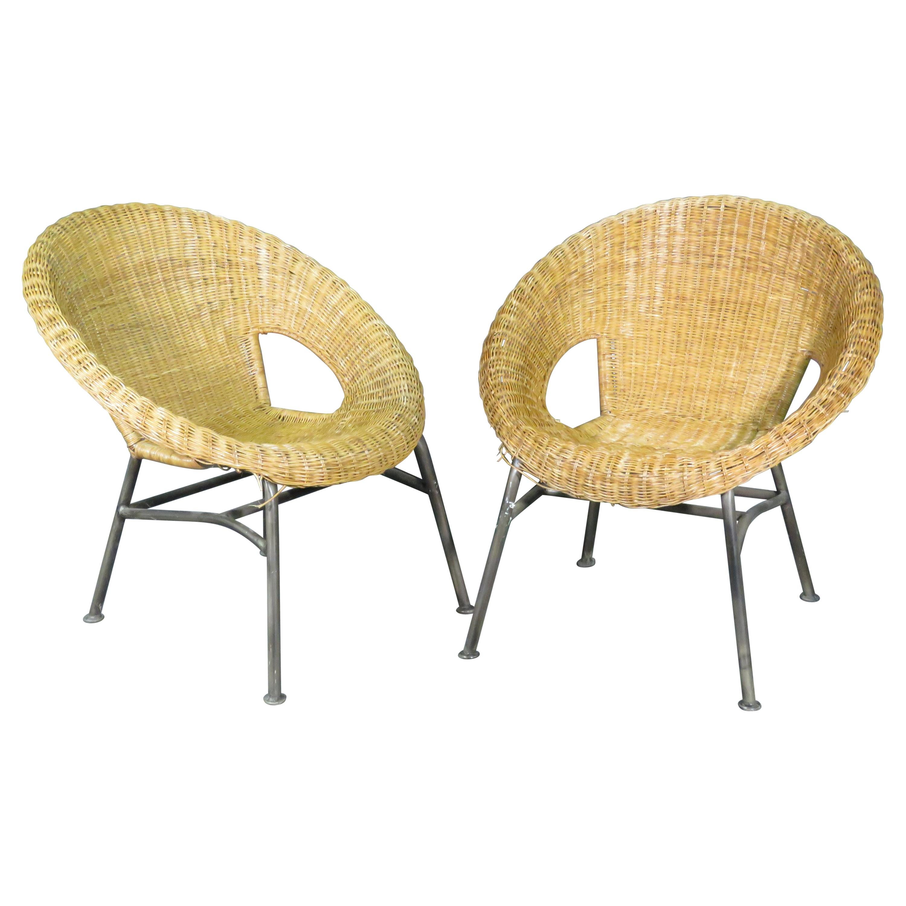 Pair of Vintage Wicker Basket Chairs For Sale