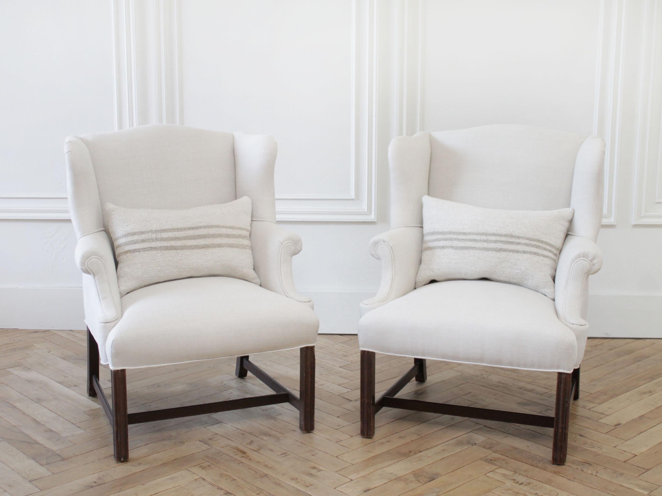 Pair of Vintage Wing Chairs in Natural Linen 8