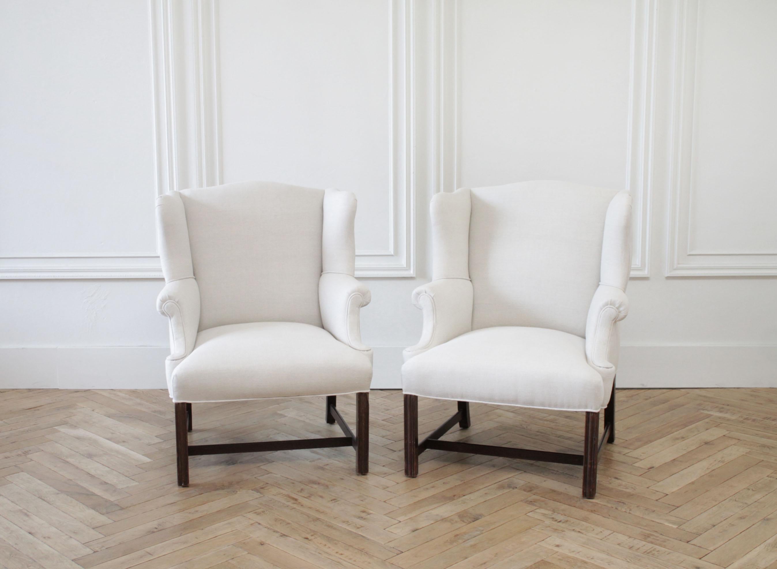 Pair of vintage wing chairs in natural linen
Wood legs are solid and sturdy, ready for everyday use. These chairs are more petite, perfect for any room. 100% pure Belgian linen. New upholstery.
Size: 29