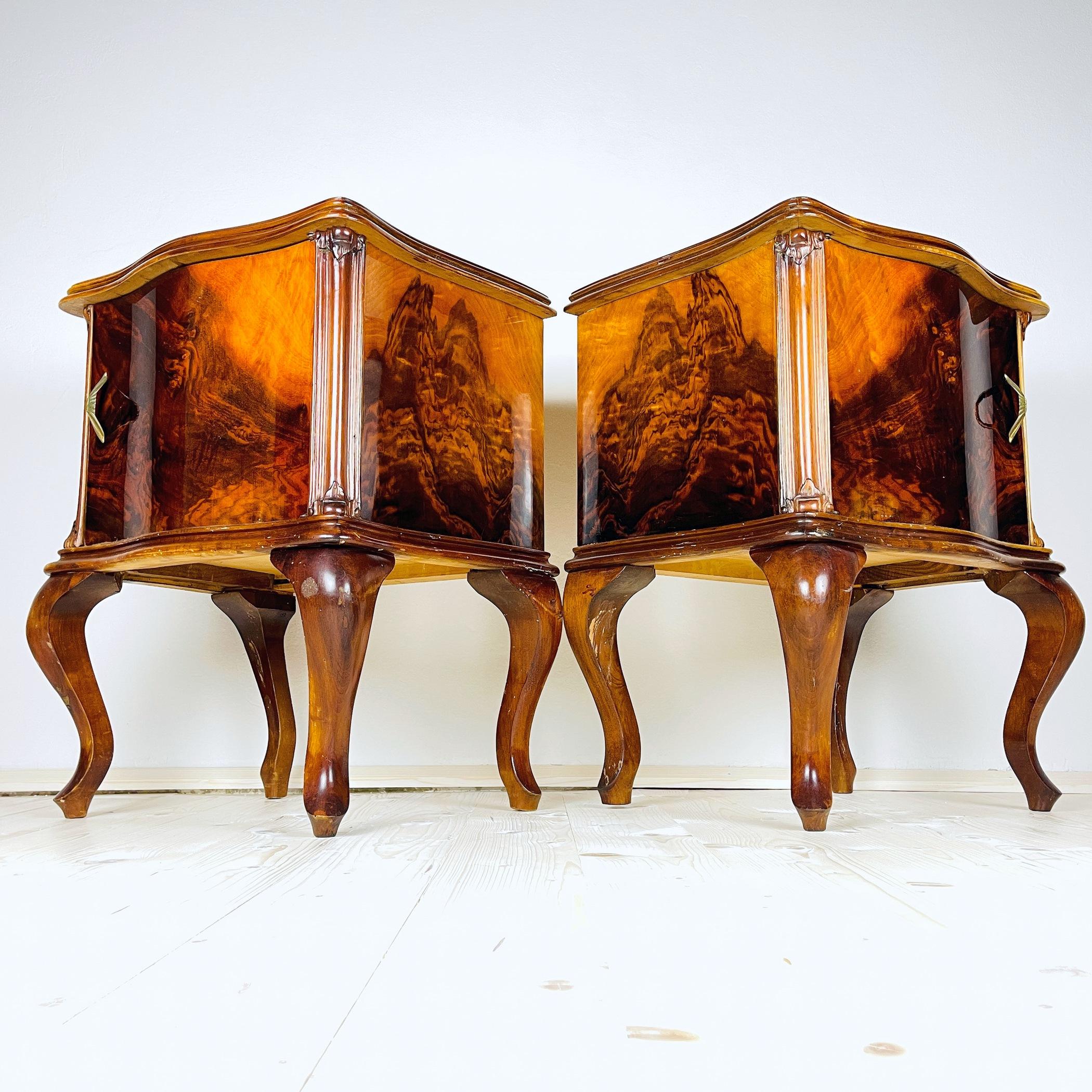 Pair of Vintage Wood Nightstands, Italy, 1960s For Sale 7