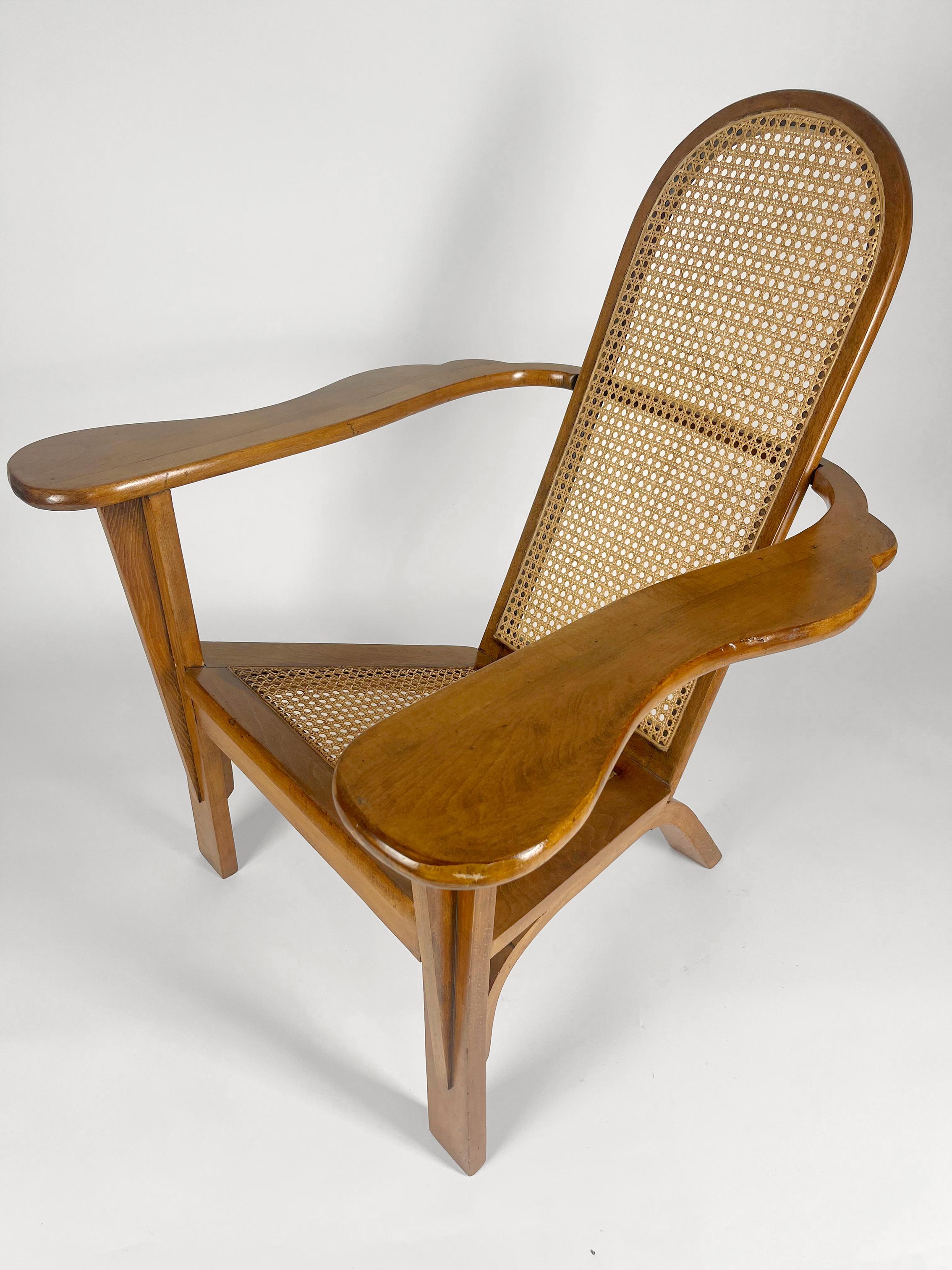 Paire de fauteuils vintage en bois avec détails en rotin, années 50 en vente 6
