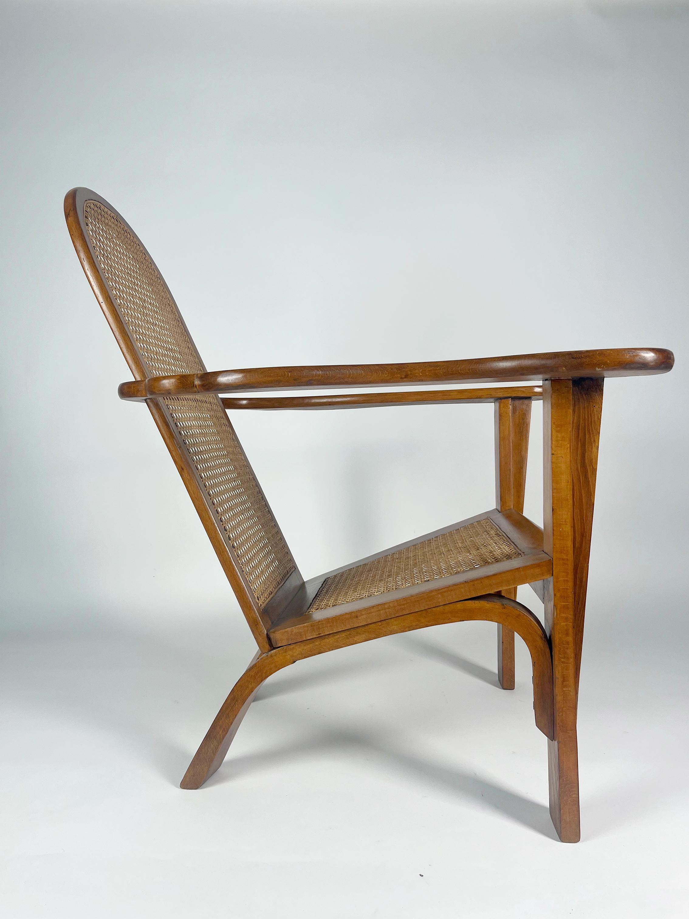 Paire de fauteuils vintage en bois avec détails en rotin, années 50 en vente 2
