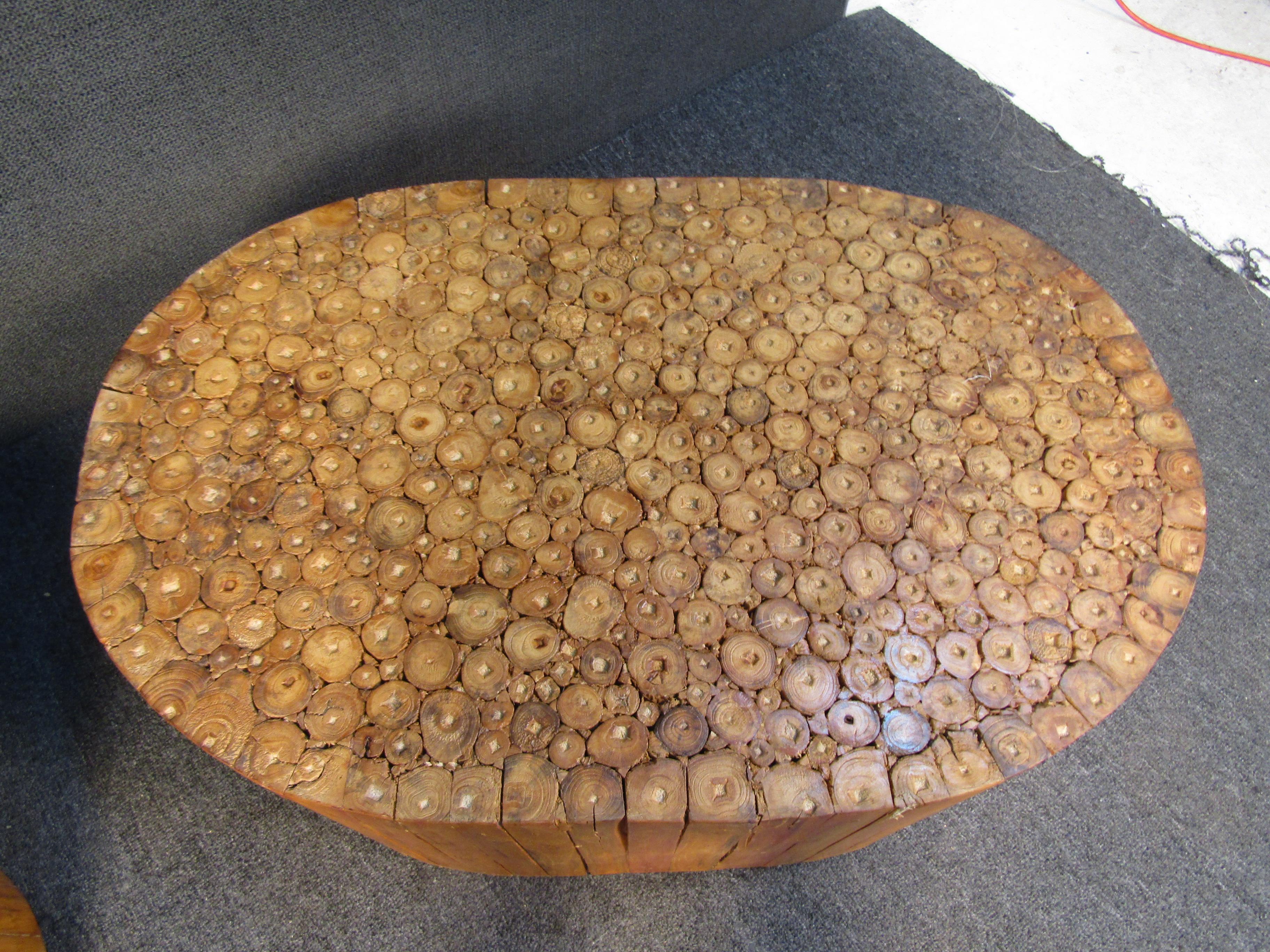 Paire de tables d'extrémité vintage en bois Bon état - En vente à Brooklyn, NY