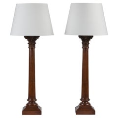 Paire de colonnes romaines vintage en bois comme lampes