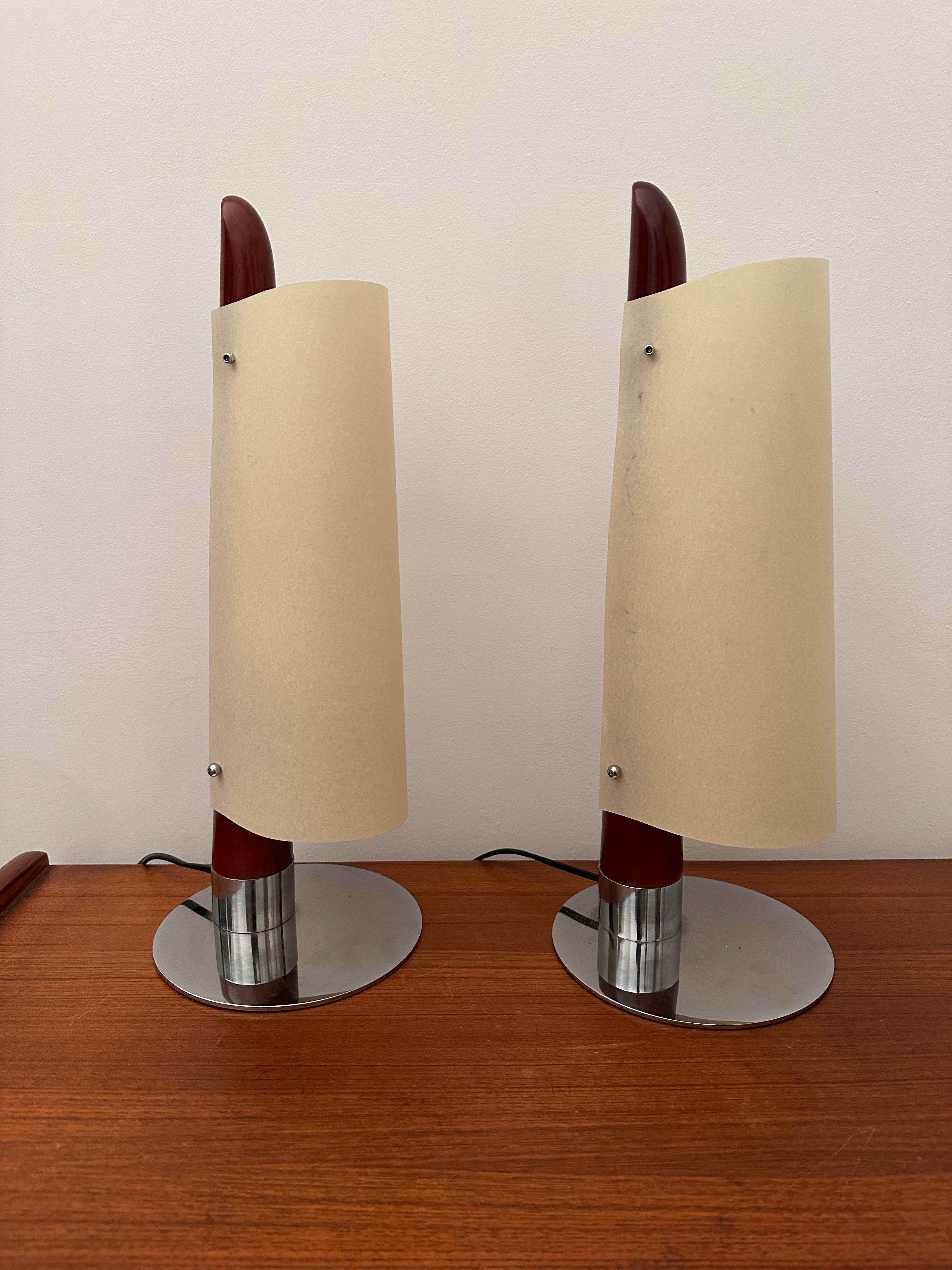 Paire de lampes de table vintage en bois attribuée à Taller Uno, Espagne. en vente 3