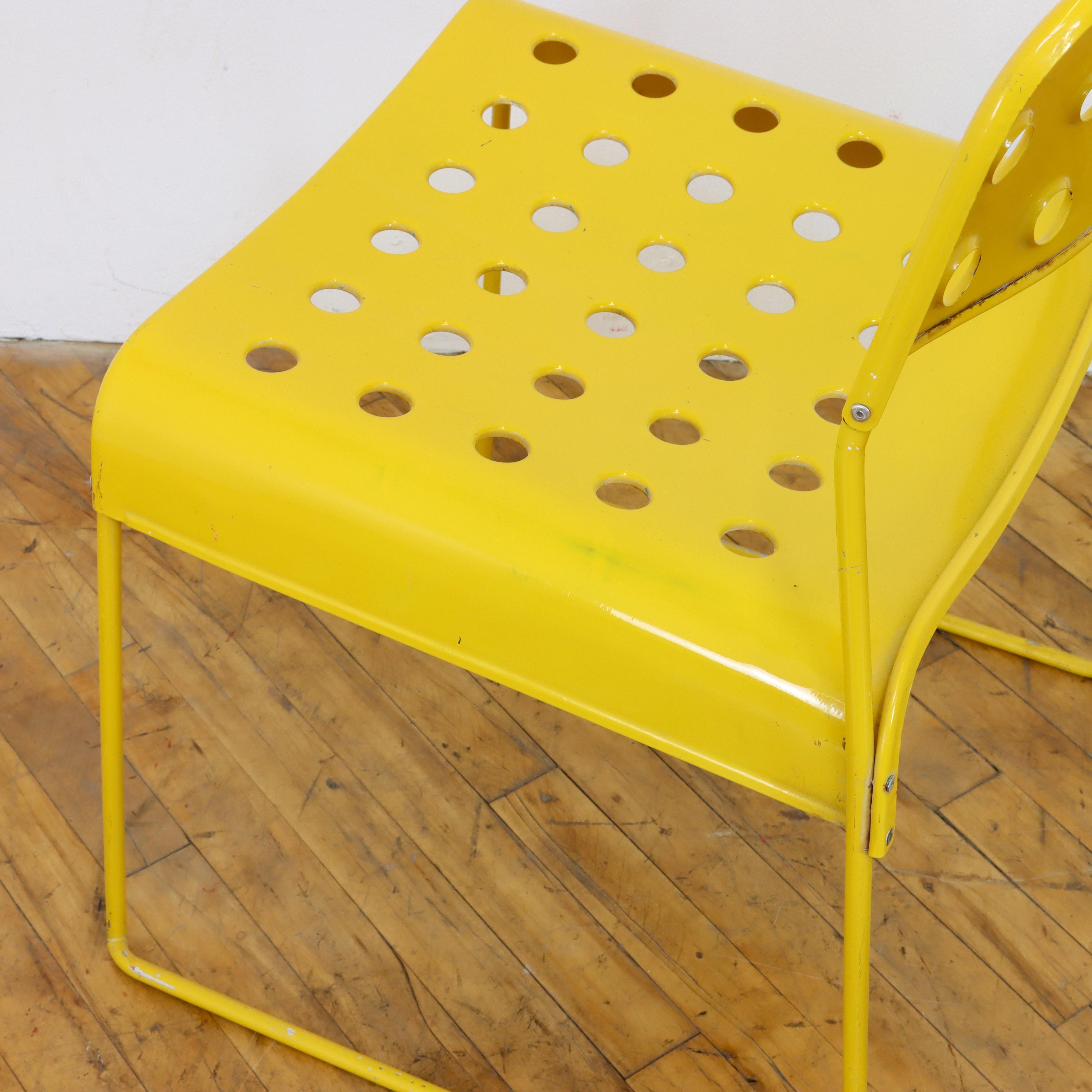 Paar gelbe Vintage Omkstak-Stühle  im Angebot 3