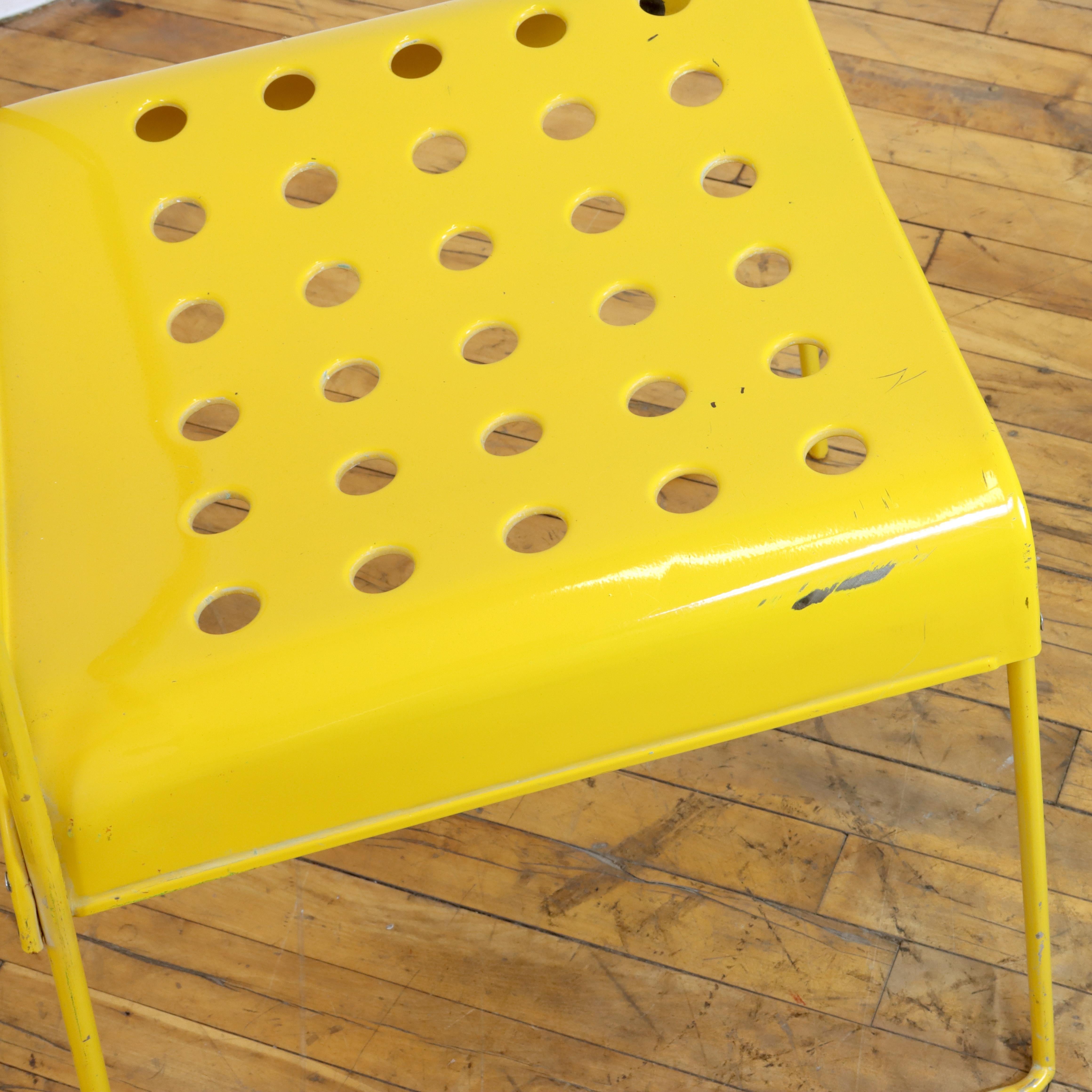 Paar gelbe Vintage Omkstak-Stühle  im Angebot 4