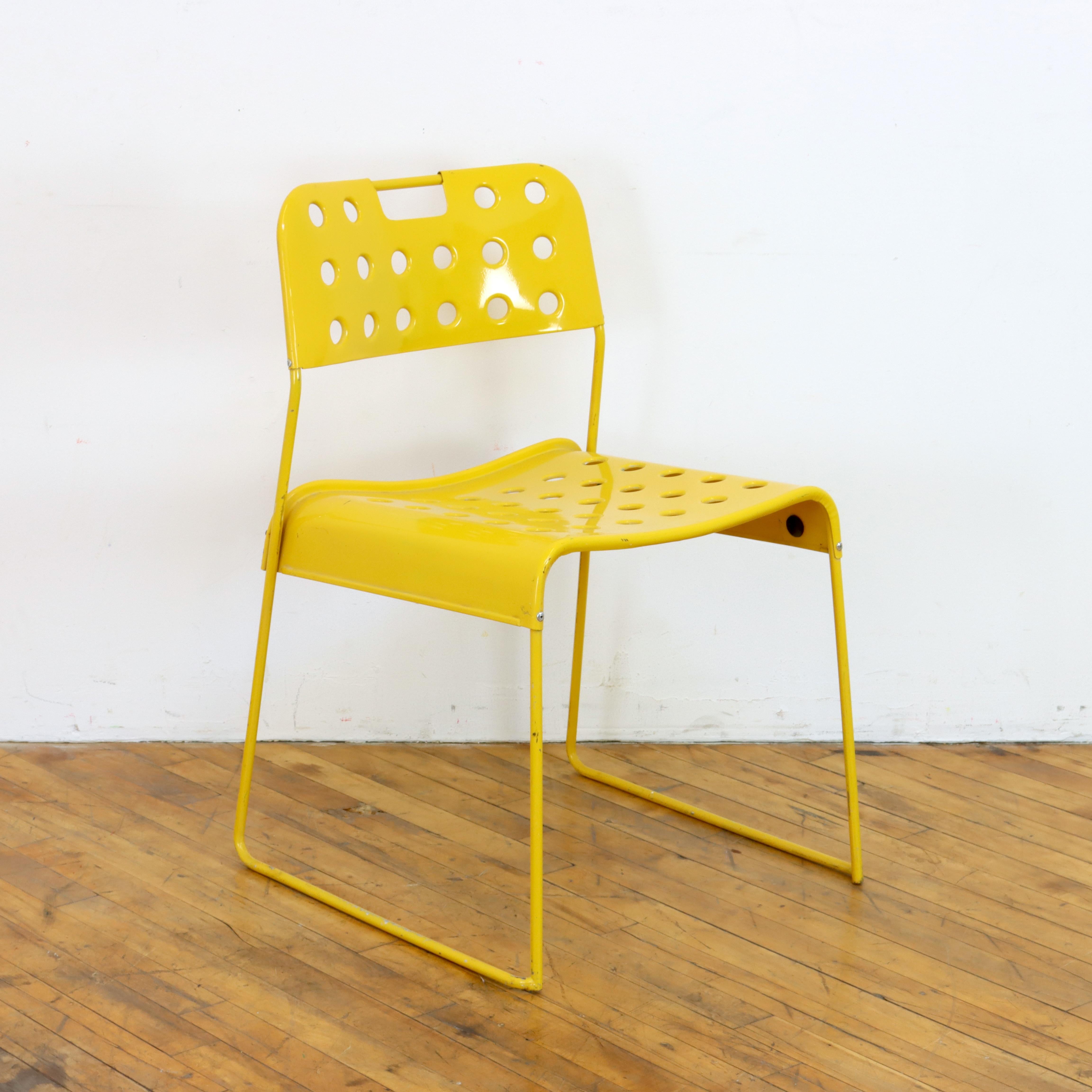 Paar gelbe Vintage Omkstak-Stühle  (Space Age) im Angebot
