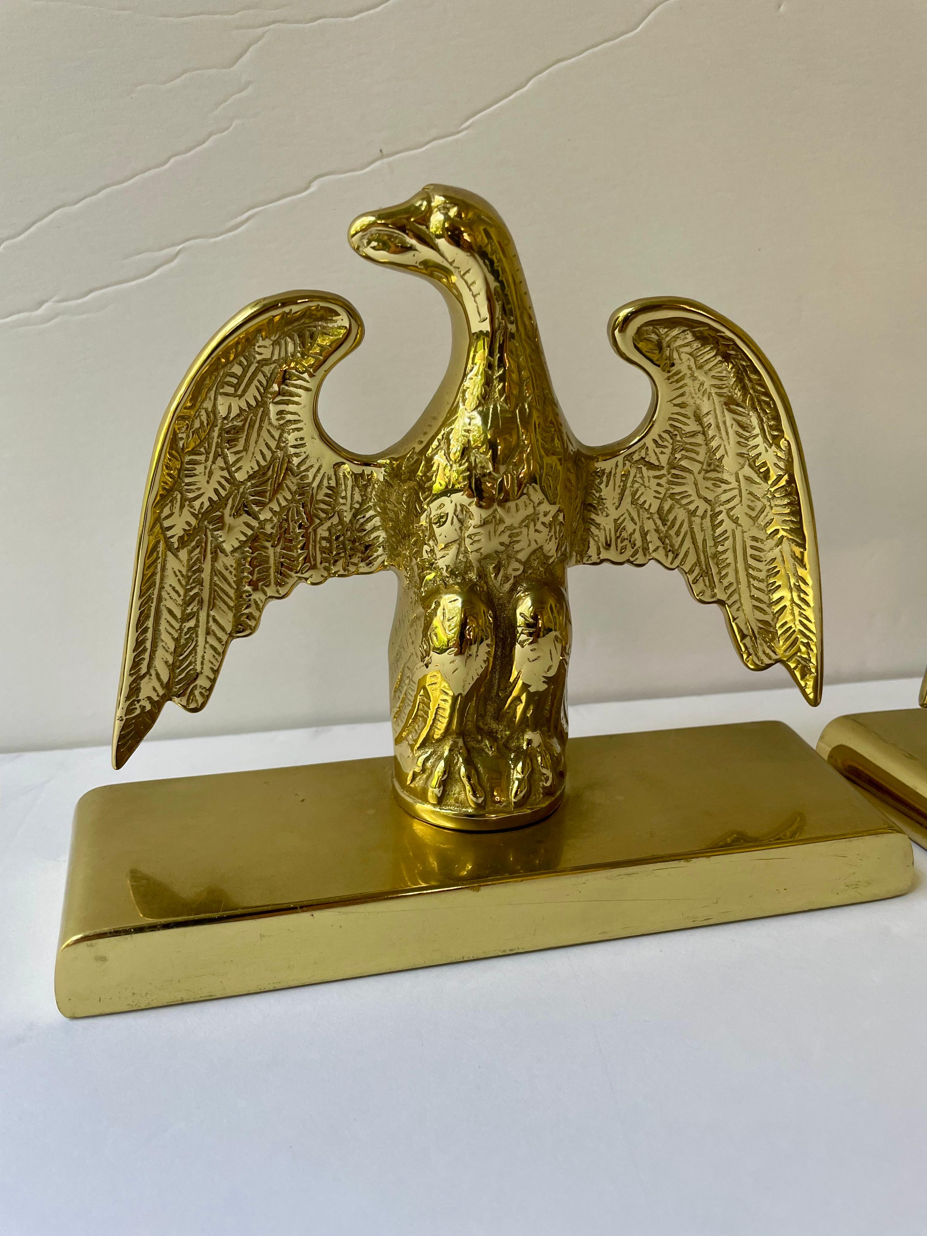 Par de sujetalibros de águila de latón de Virginia Metalcrafters en Bueno estado para la venta en New York, NY