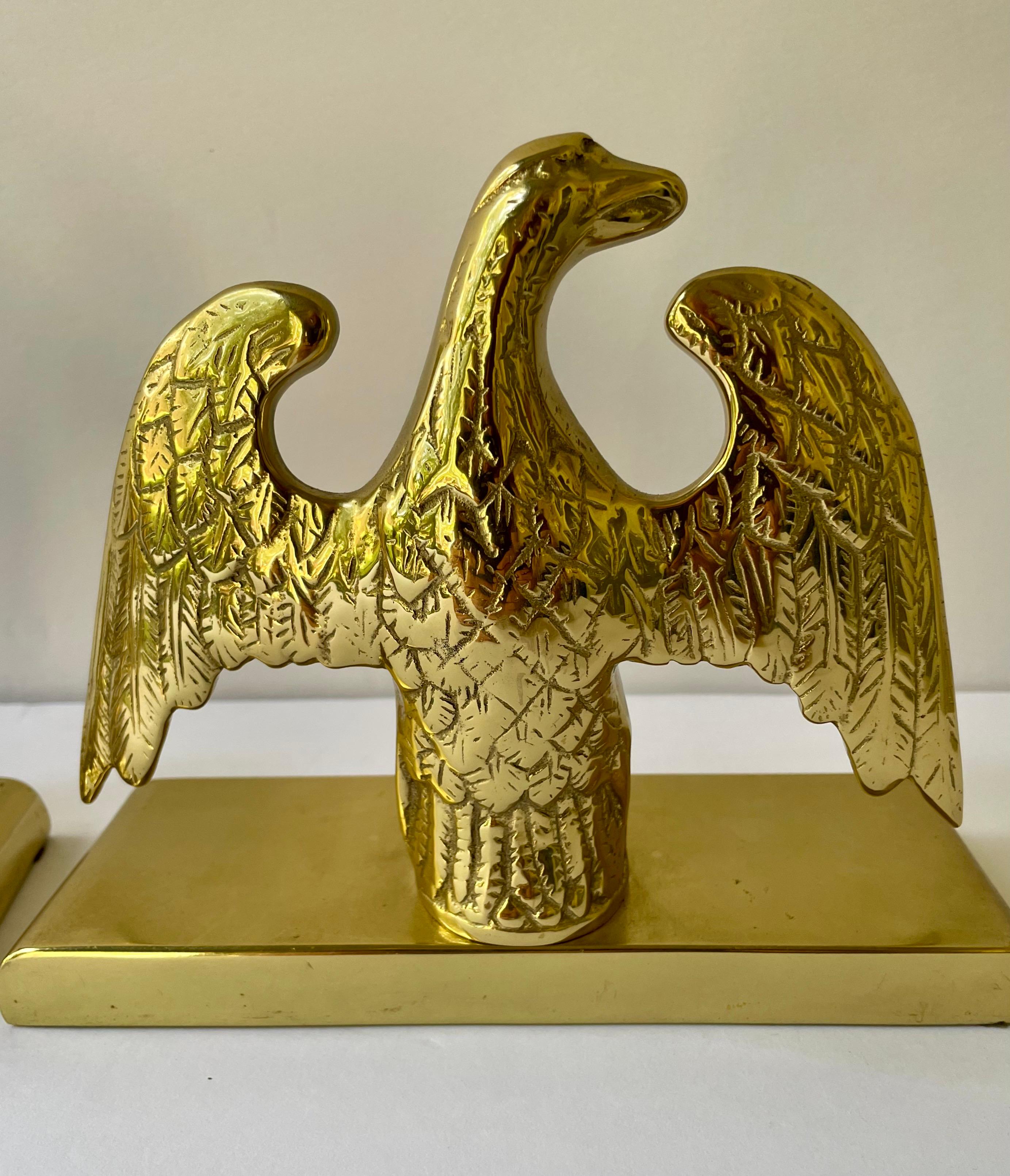 Par de sujetalibros de águila de latón de Virginia Metalcrafters en venta 2