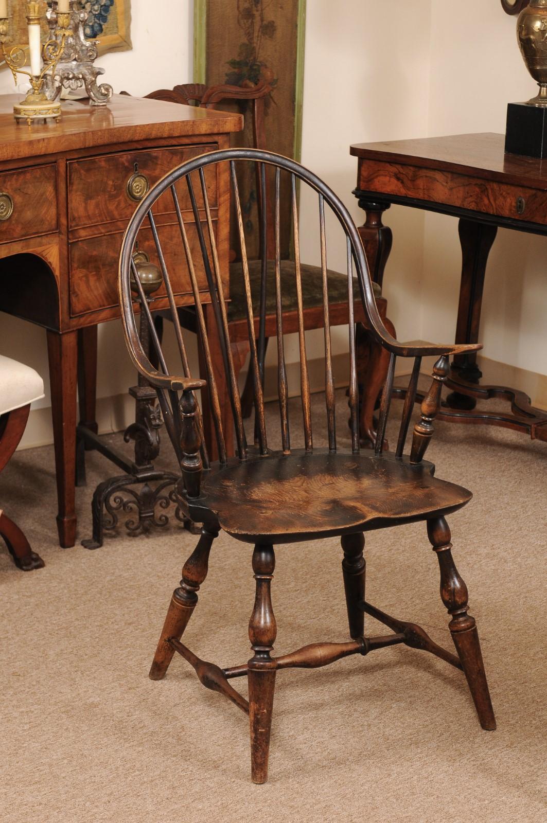 American Colonial Pair of Virginia Windsor Armchairs, circa 1940