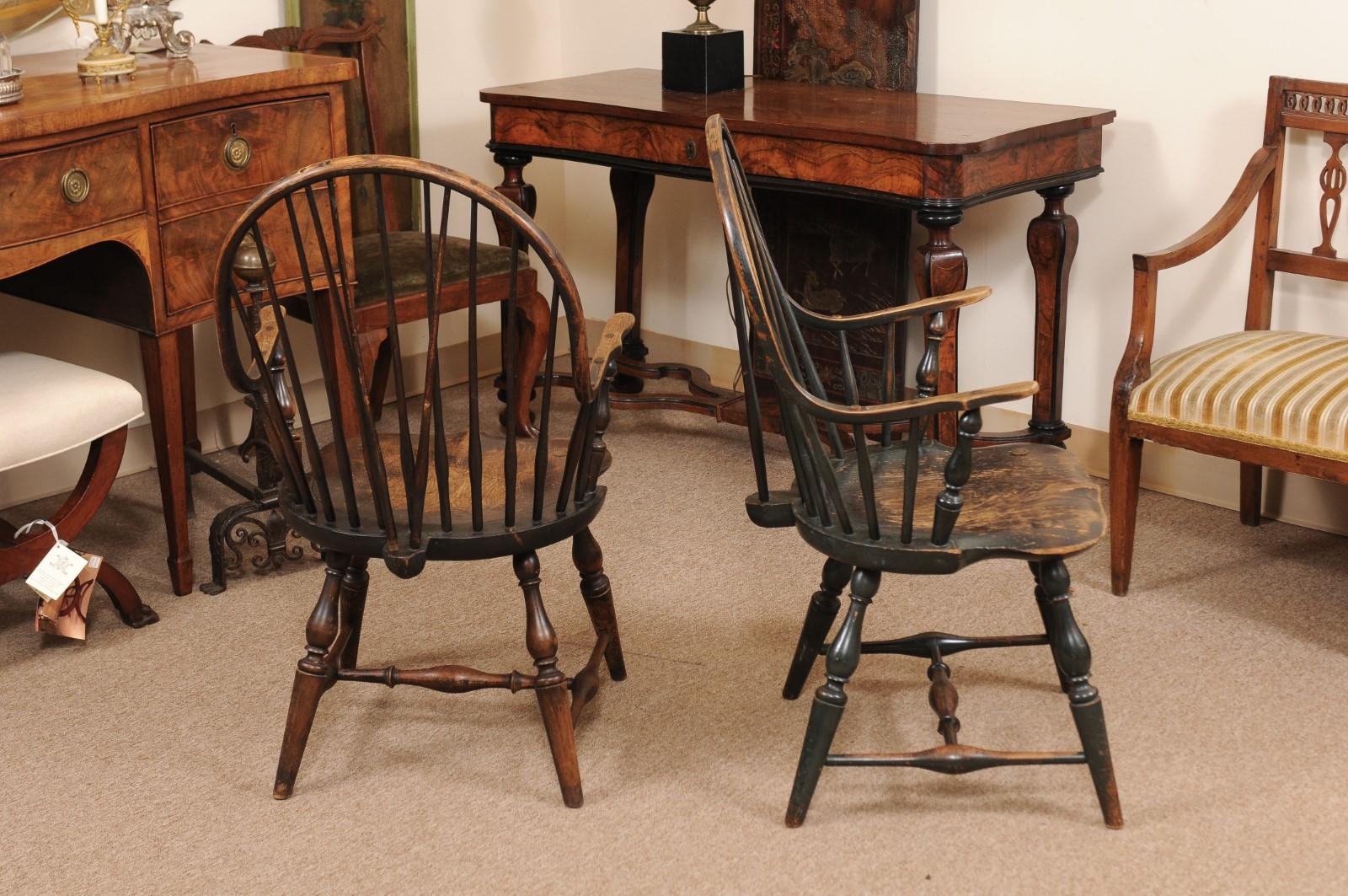 Pair of Virginia Windsor Armchairs, circa 1940 In Good Condition In Atlanta, GA