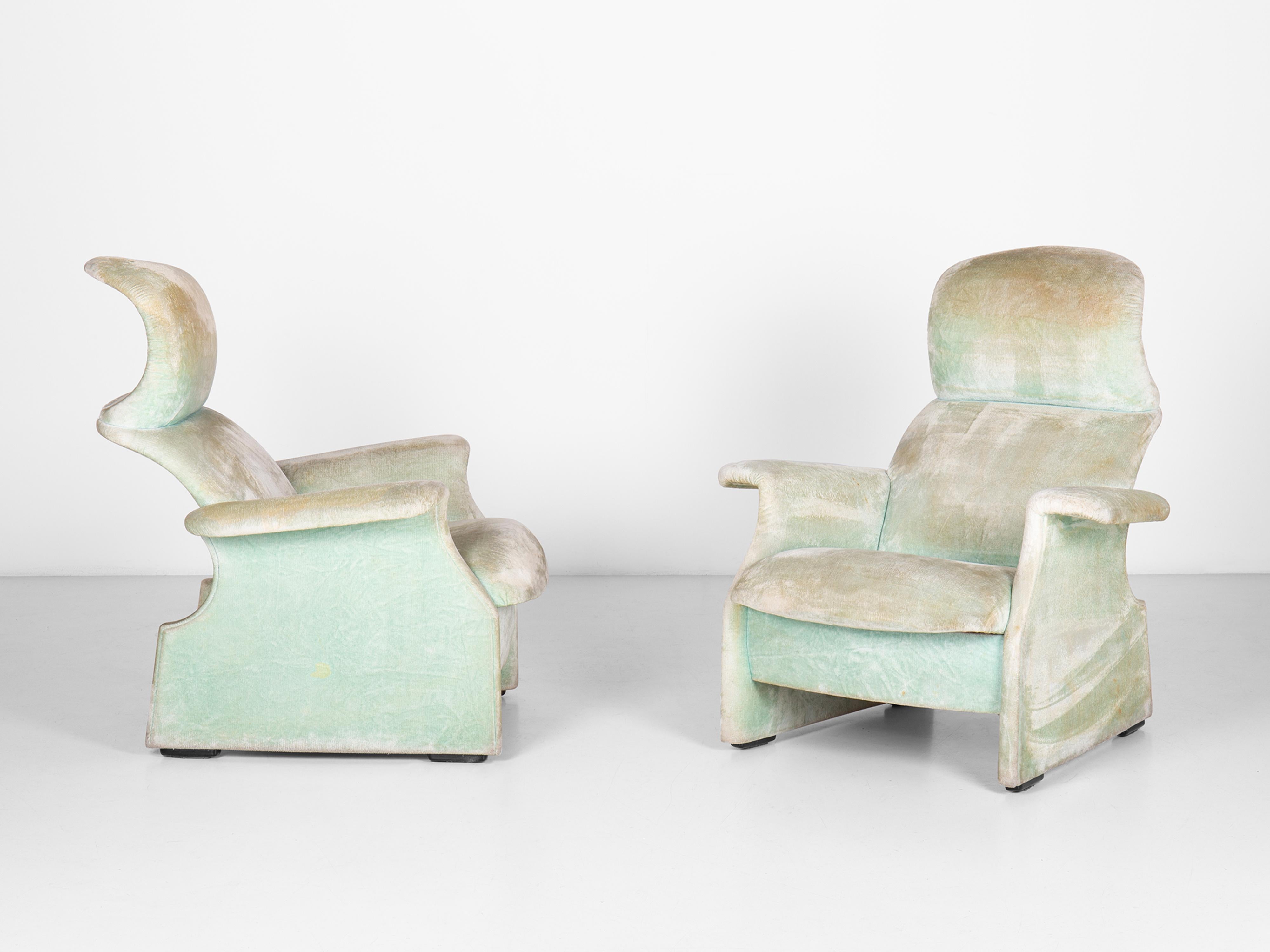Pair of Viscontea armchairs by Ufficio Progetti Gavina. Rigid polyurethane structure, original upholstery in velvet.

Born from the redesign and engineering of Sanluca armchair by Achille & Pier Giacomo Castiglioni, with some changes also in the