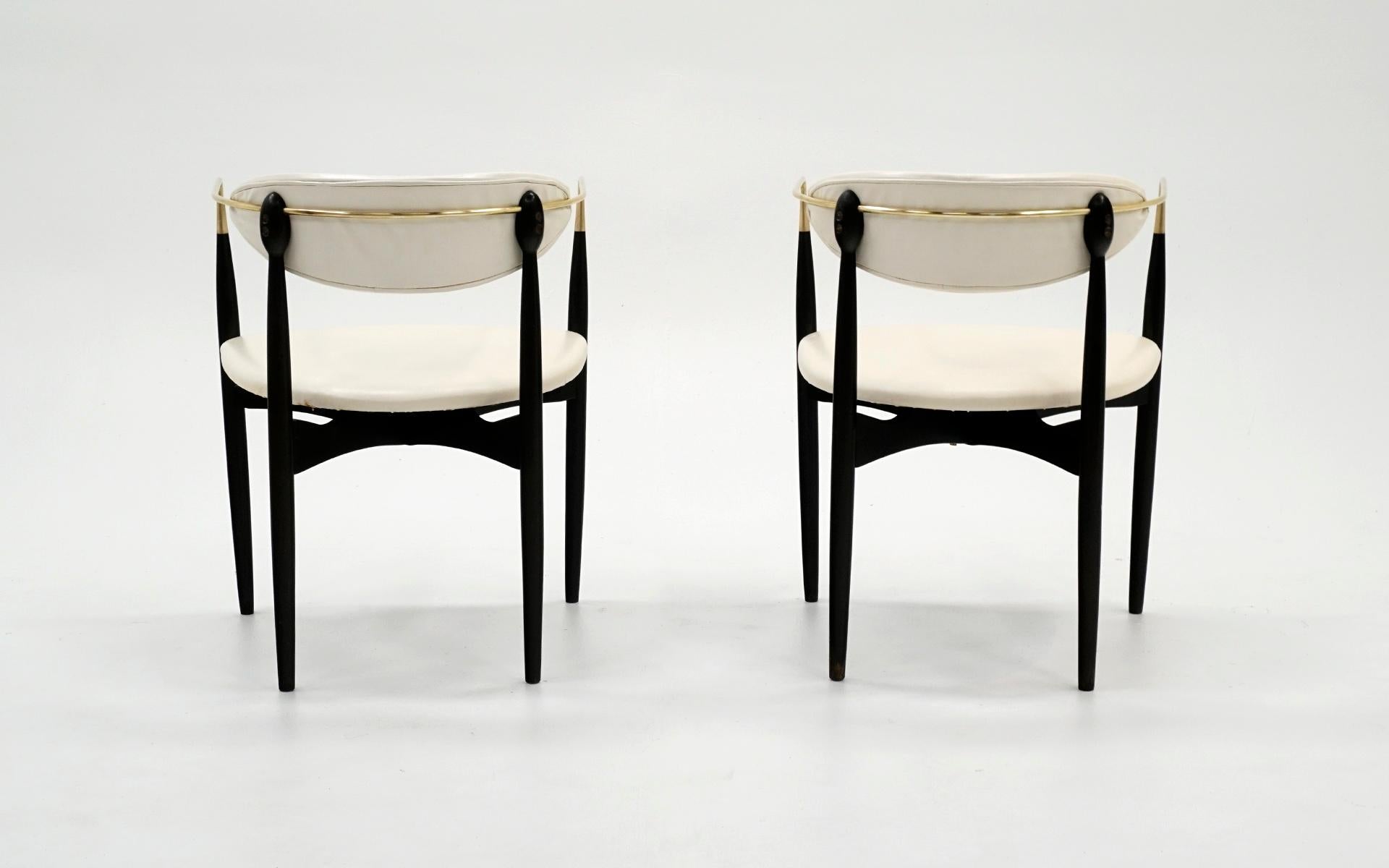 Pair of Viscount Chairs by Dan Johnson, White / Ivory with Brass Arms, Original In Good Condition In Kansas City, MO