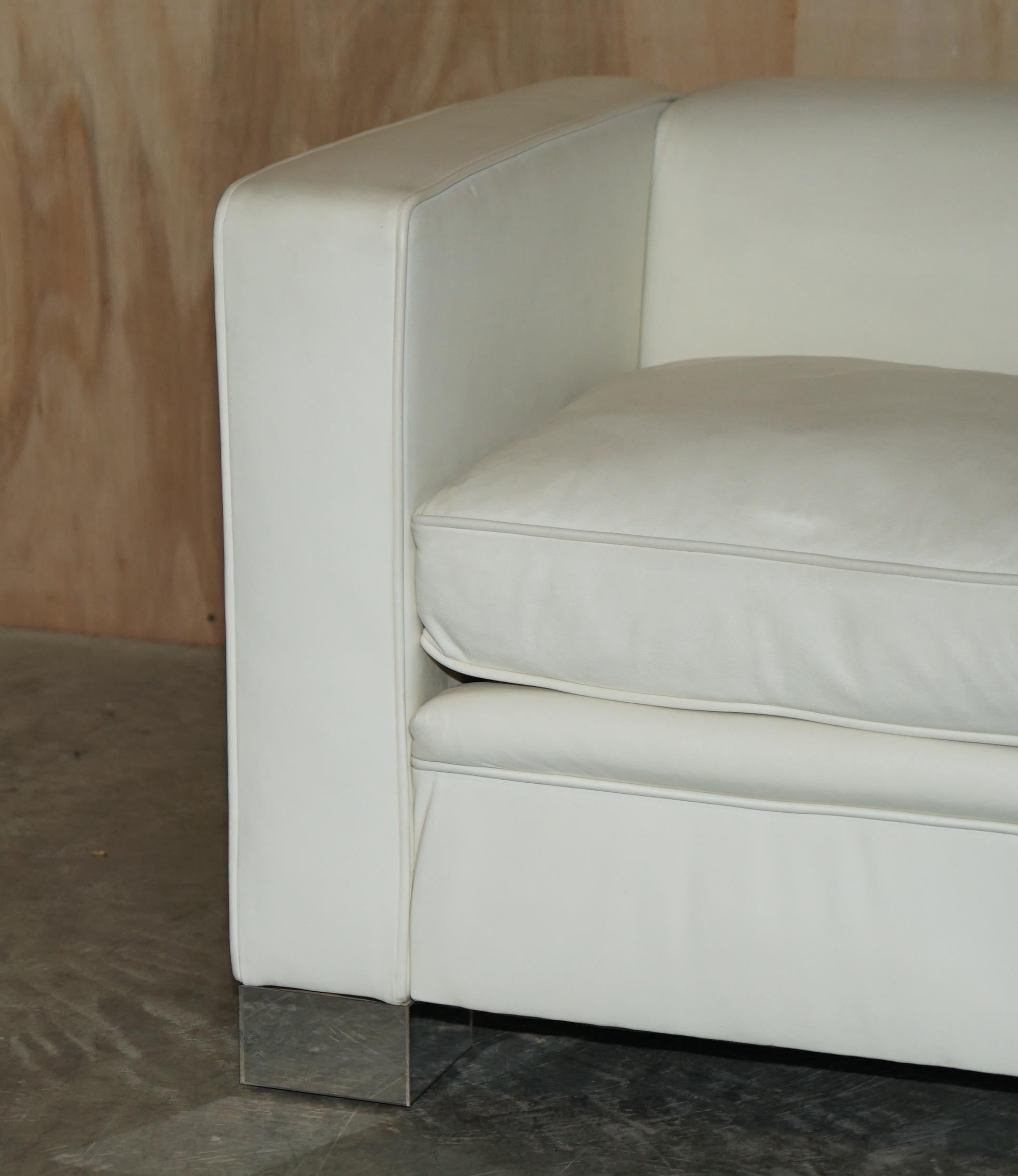 Anglais Paire de fauteuils Max Club du vicomte David Linley en cuir blanc et ivoire en vente