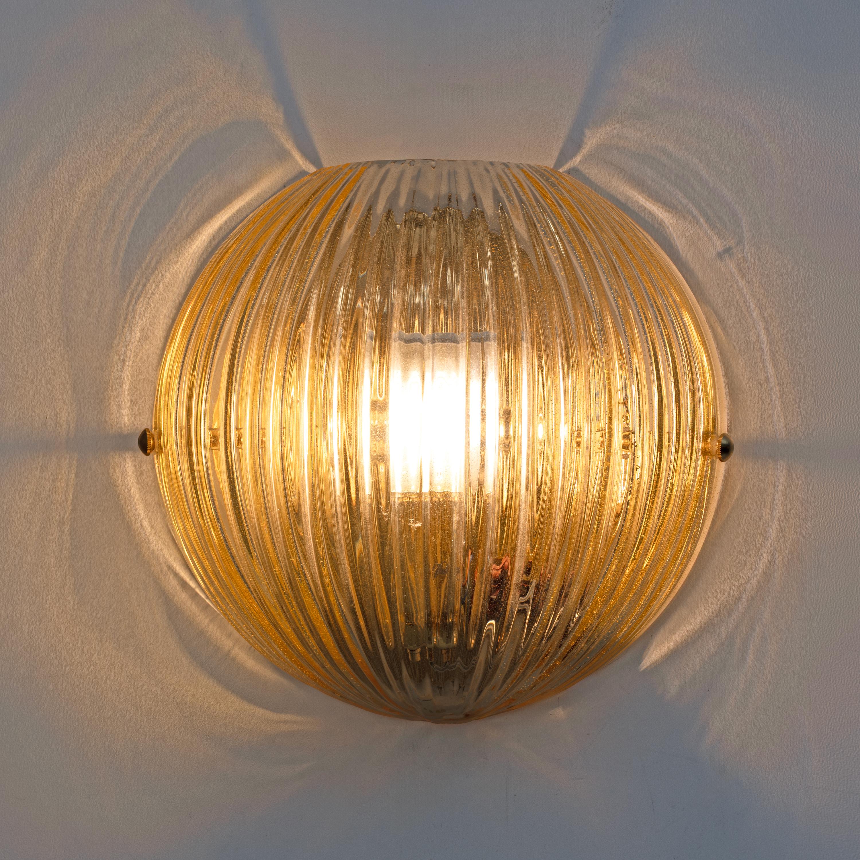 Pair of Vistosi Modern Murano Glass Sconces (Italienisch) im Angebot