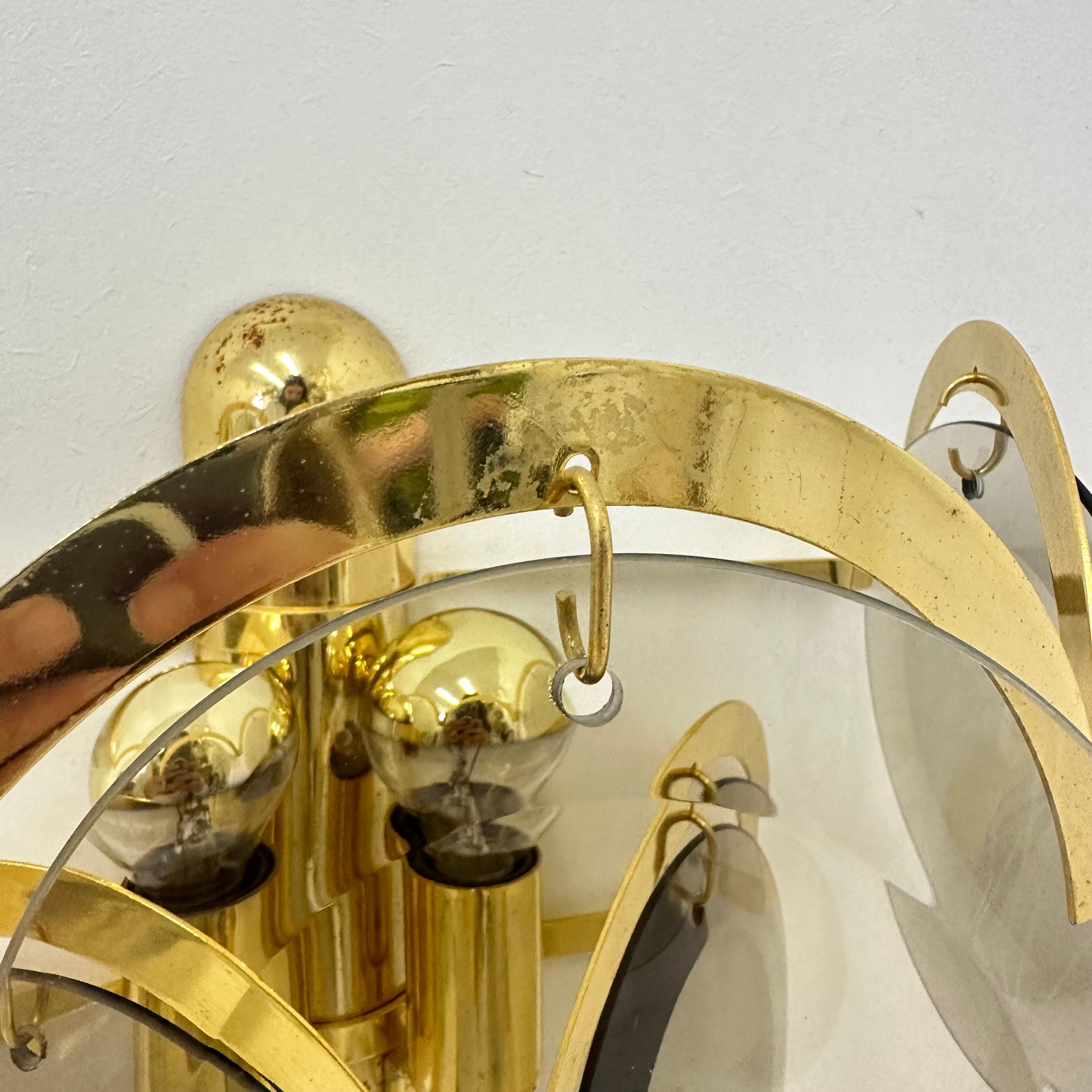 Pair of Vistosi sconces smoked glass , 1970s In Good Condition For Sale In Delft, NL