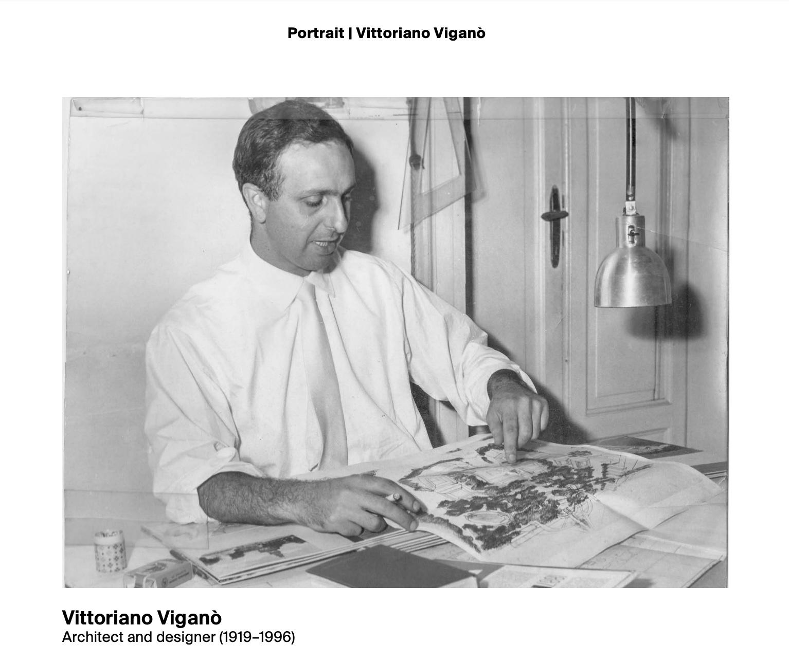 Pair of Vittoriano Viganò 'VV Cinquanta' Sconces in Blue and Black For Sale 2