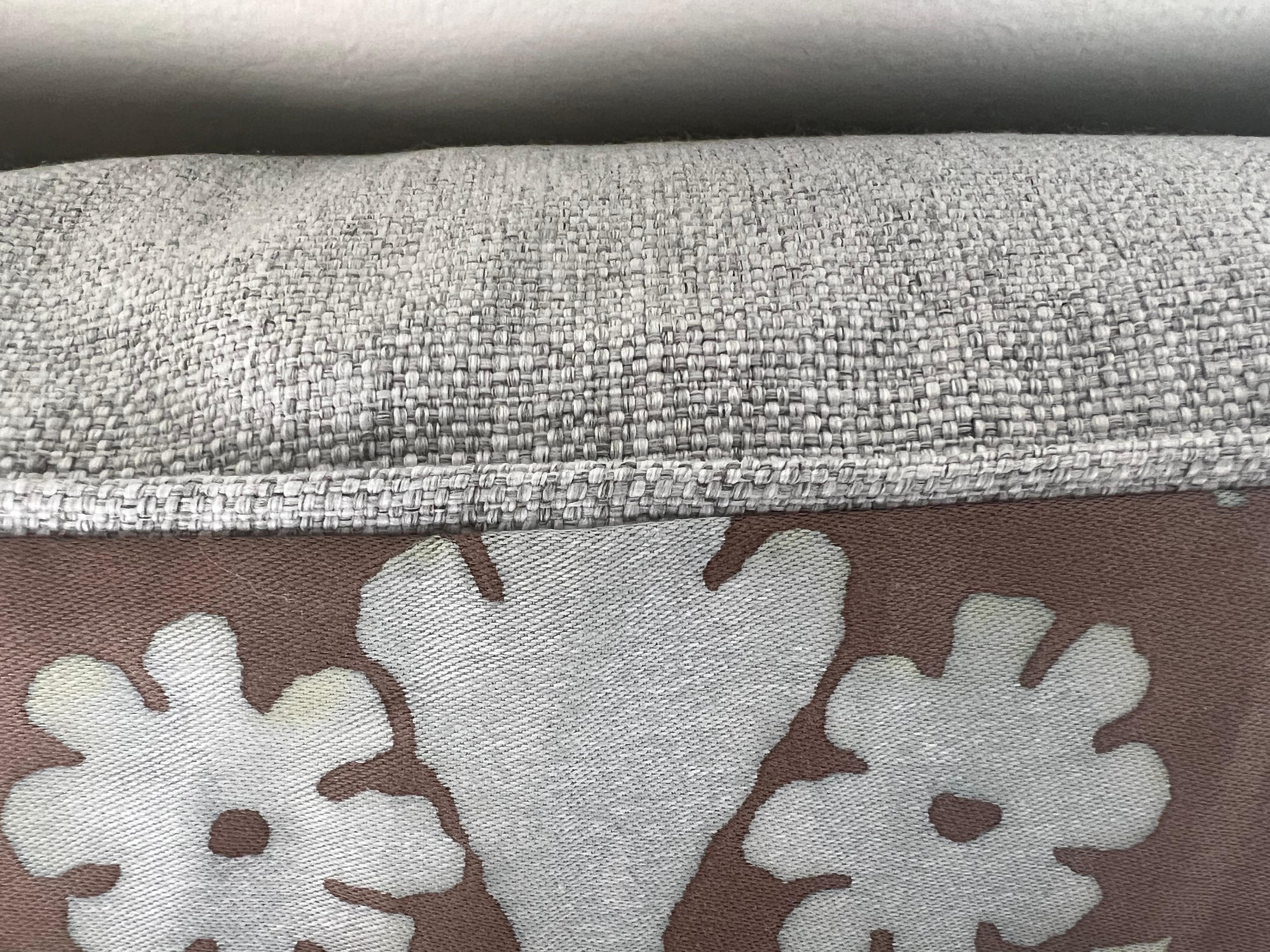 Pair of  Vivaldi Soft Blue & Gray Fortuny Pillows For Sale 1