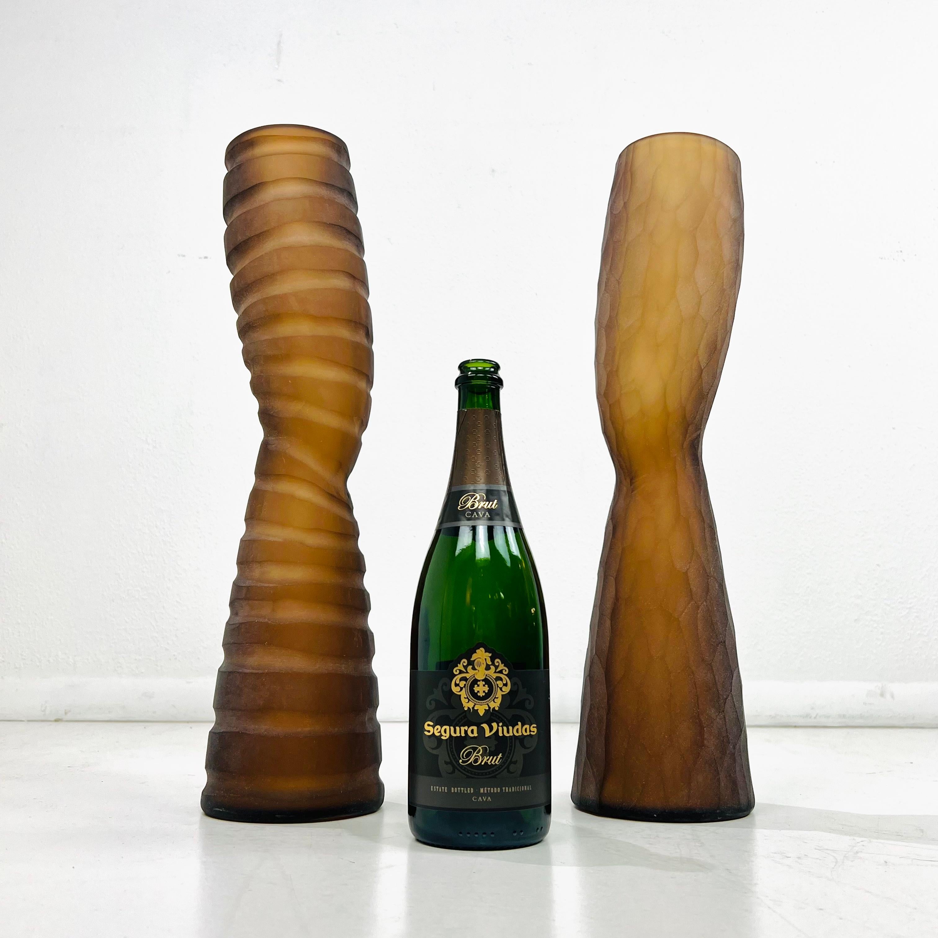 Mid-Century moderno Coppia di vasi Vivarini in ambra smerigliata italiana in vendita