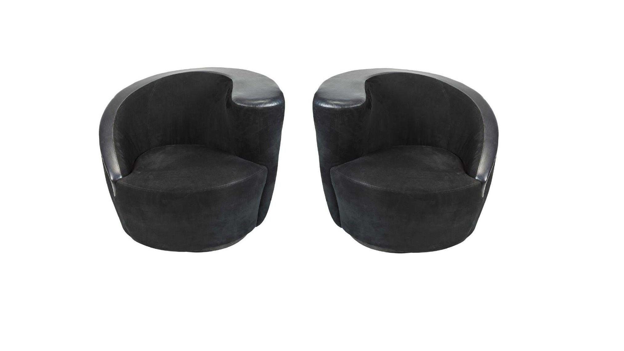 Pair of Vladimir Kagan Black on Black Upholstered Nautilus Swivel Chairs In Excellent Condition In Dallas, TX