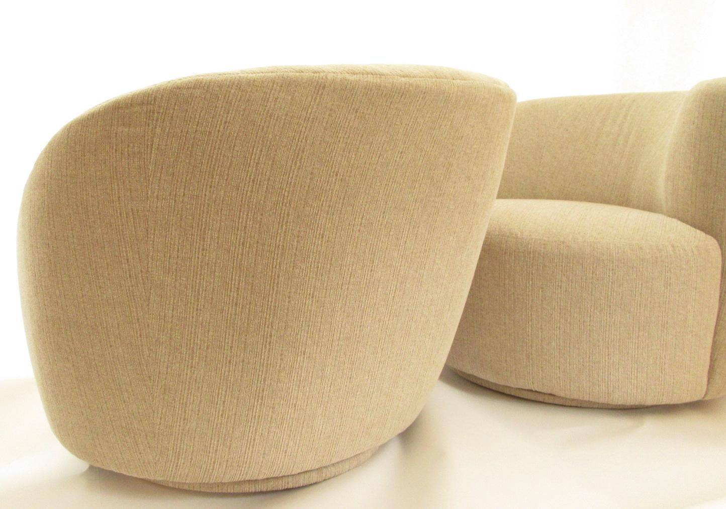 Mid-Century Modern Pair of Vladimir Kagan Corkscrew Swivel Nautilus Lounge Chairs