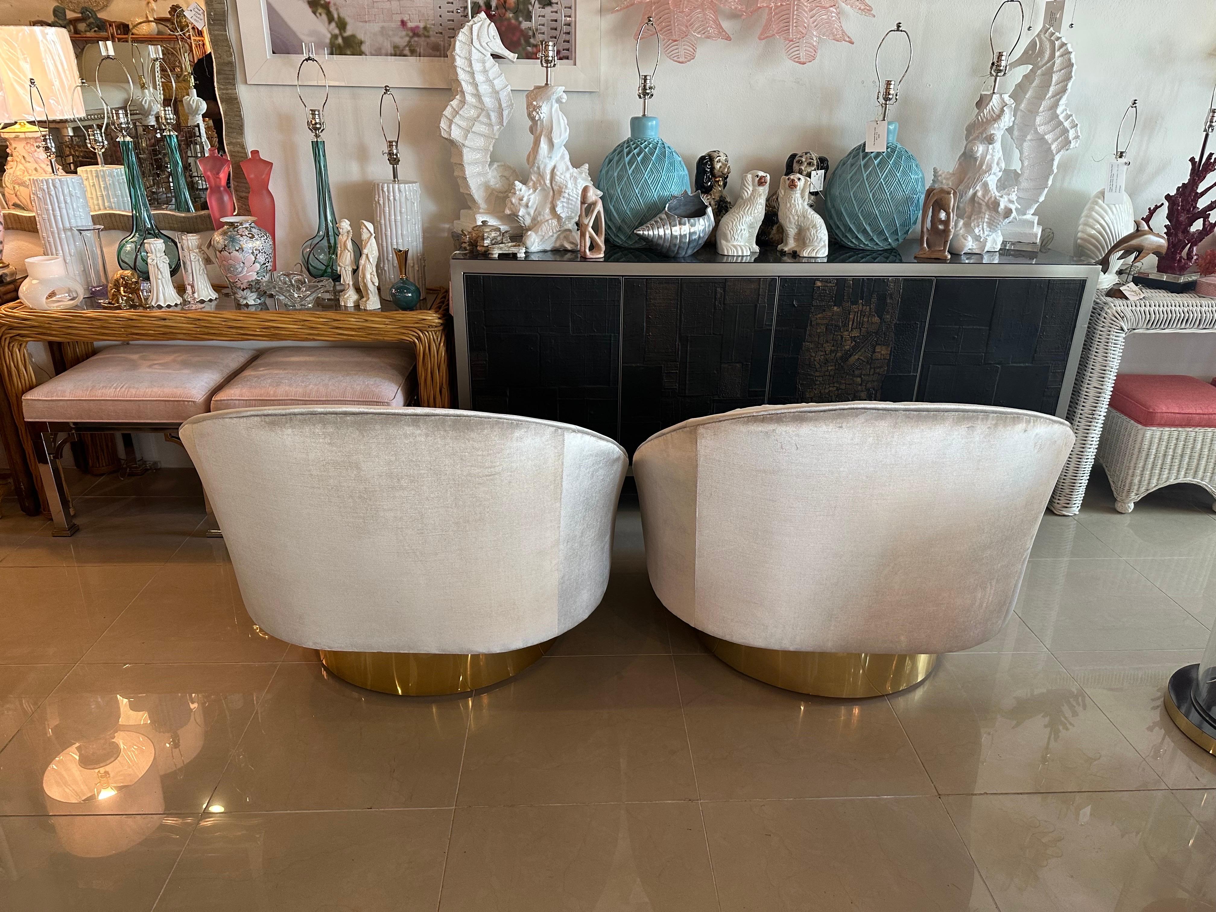 Pair of Crescent Swivel Chairs Brass Base Upholstered Velvet In Good Condition In West Palm Beach, FL
