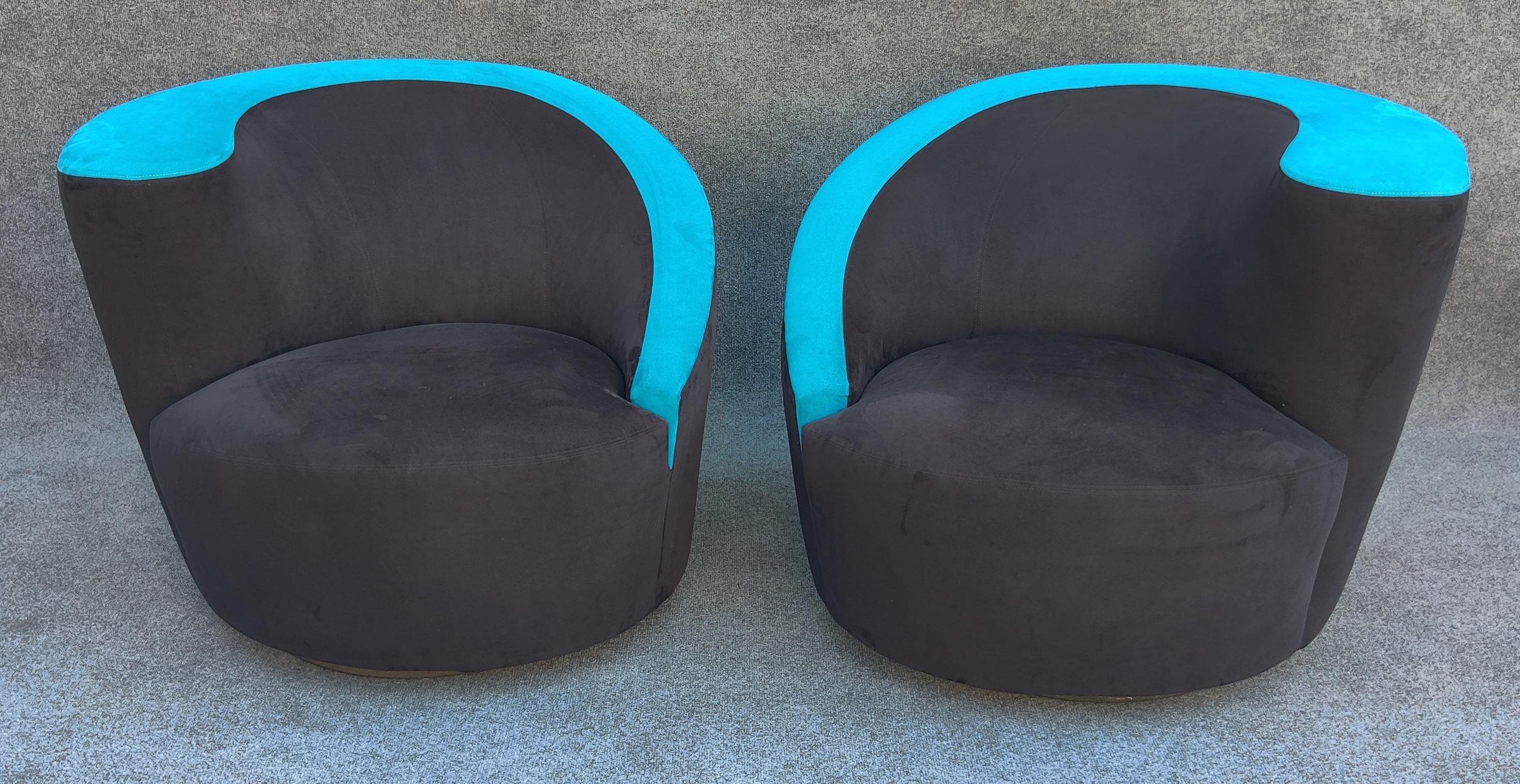 Late 20th Century Pair of Vladimir Kagan Directional Nautilus Corkscrew Swivel Chairs Black & Blue For Sale