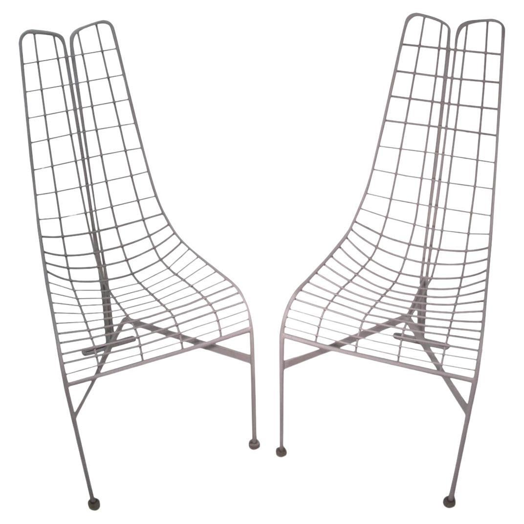 Fabuleuse paire de chaises de salle à manger Kagan Capricorn avec les housses en vinyle d'origine moderne du milieu du siècle en vente