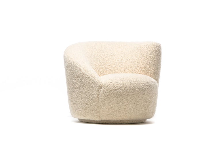 Pair of Vladimir Kagan Nautilus Swivel Lounge Chairs and Ottoman in Ivory Bouclé For Sale 9