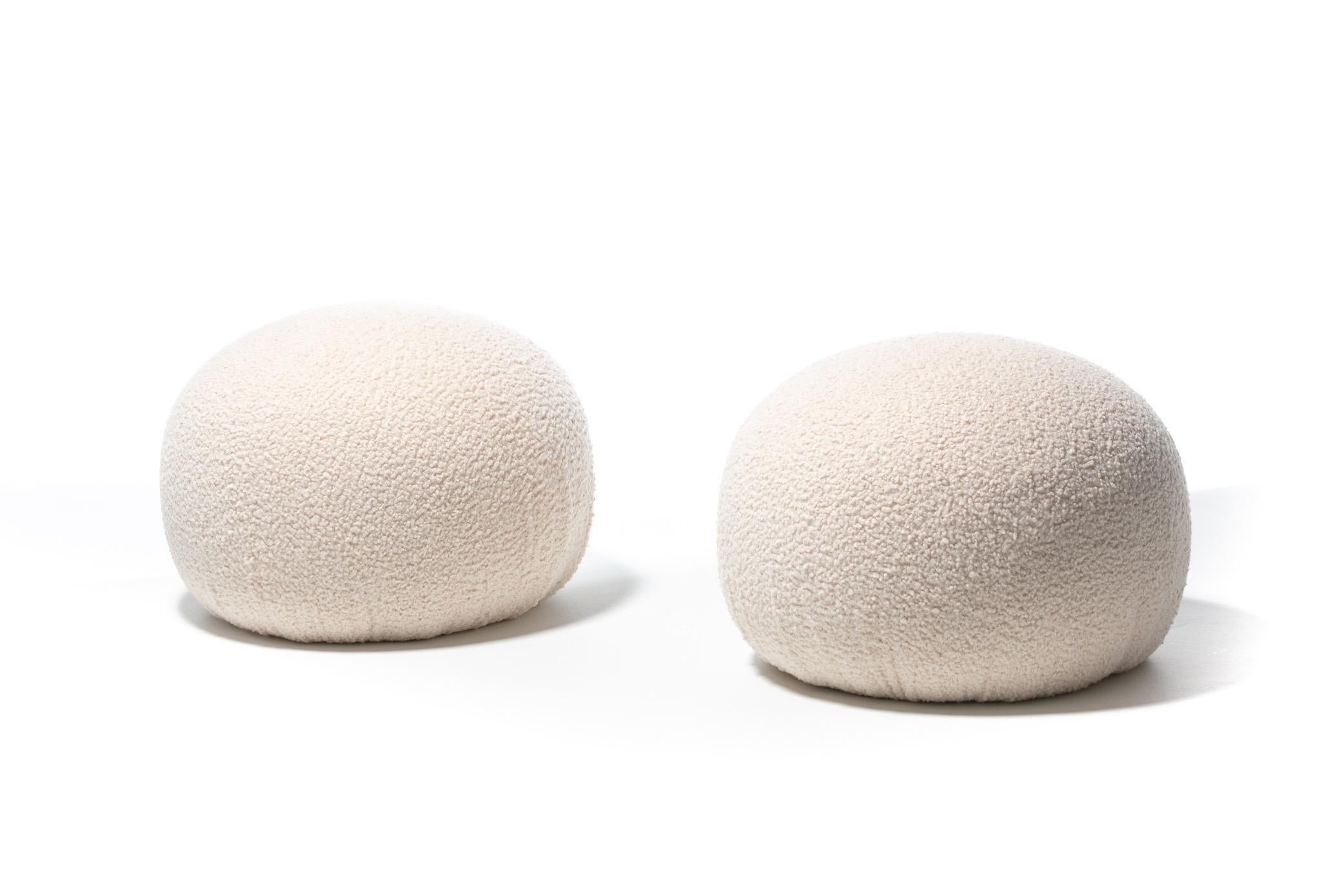 Pair of Directional Poufs Ottomans in Ivory White Bouclé In Good Condition In Saint Louis, MO