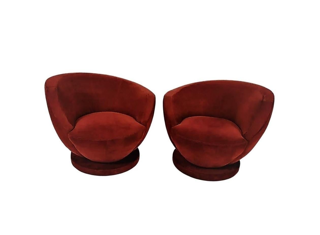 Pair of Vladimir Kagan Rare Swivel Lounge Chairs for Directional For Sale 1
