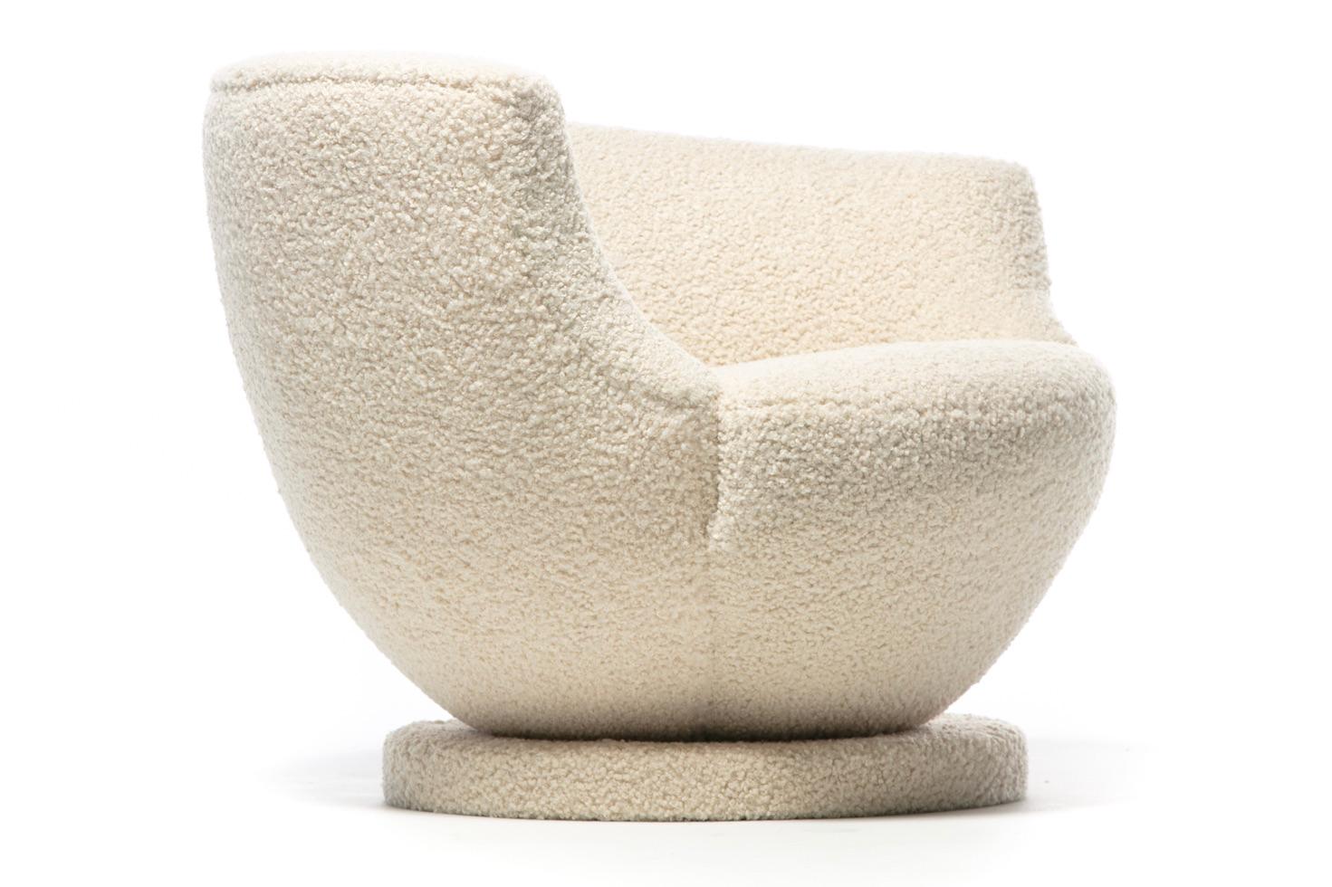 Pair of Vladimir Kagan Swivel Chairs in Ivory Bouclé by Directional 6
