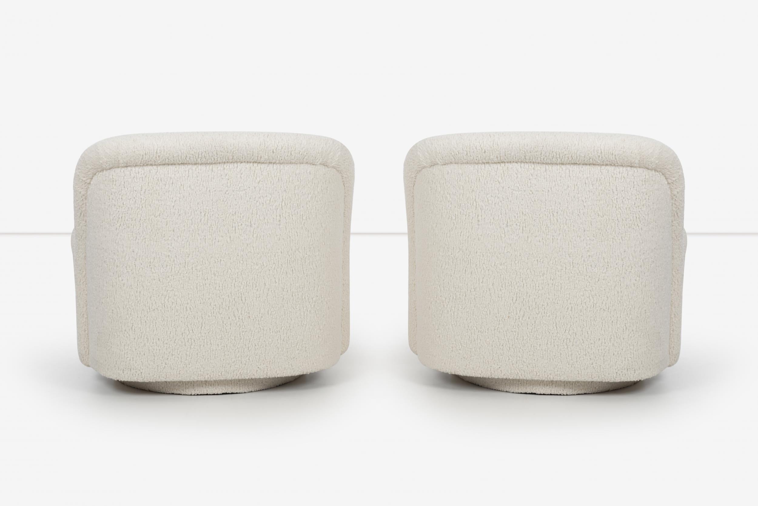 American Pair of Vladimir Kagan Swivel Lounge Chairs for Preview