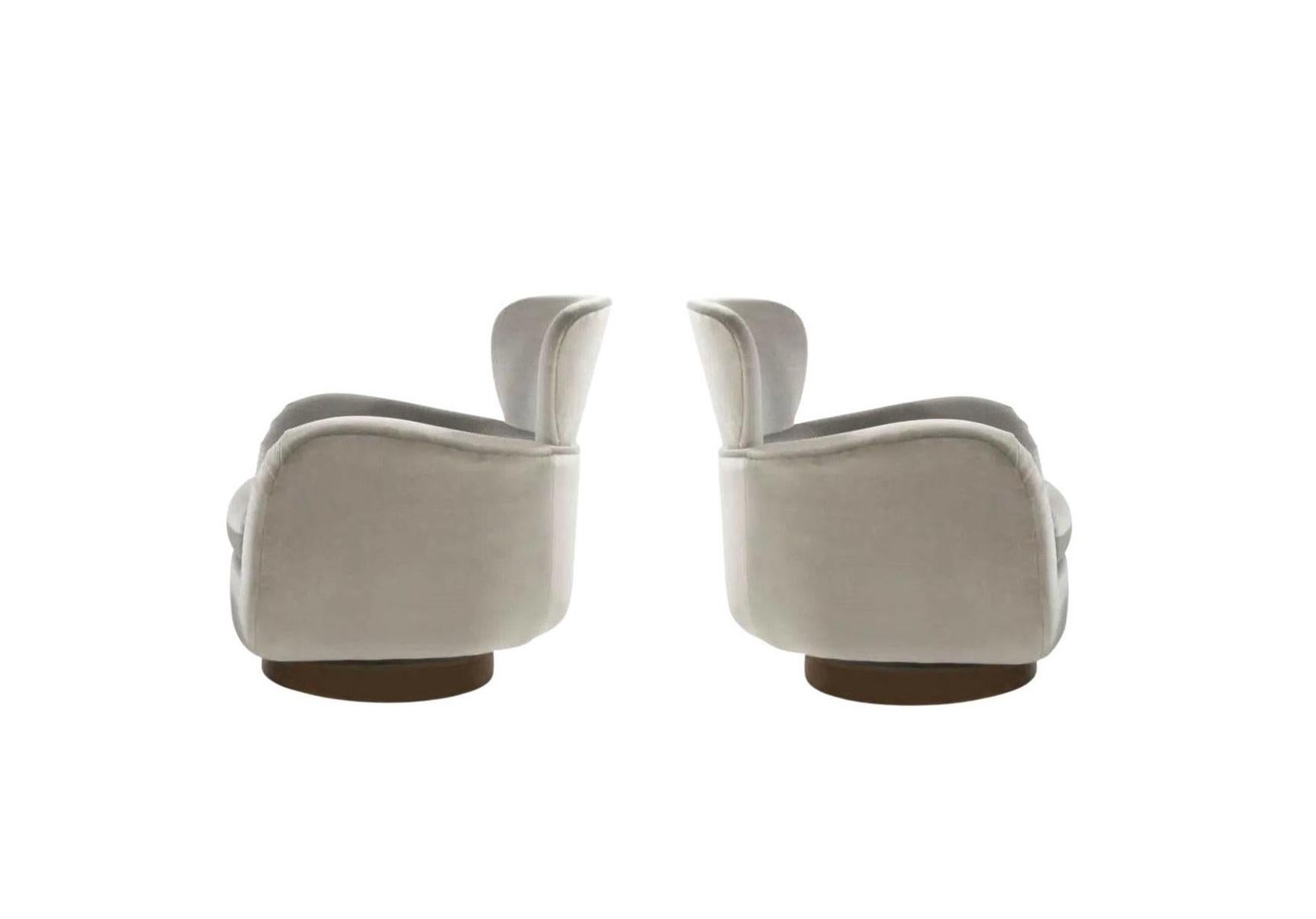 Pair of Vladimir Kagan Wingback Chairs For Sale 5