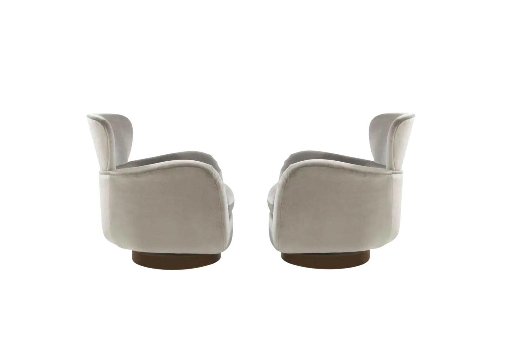 Pair of Vladimir Kagan Wingback Chairs For Sale 2