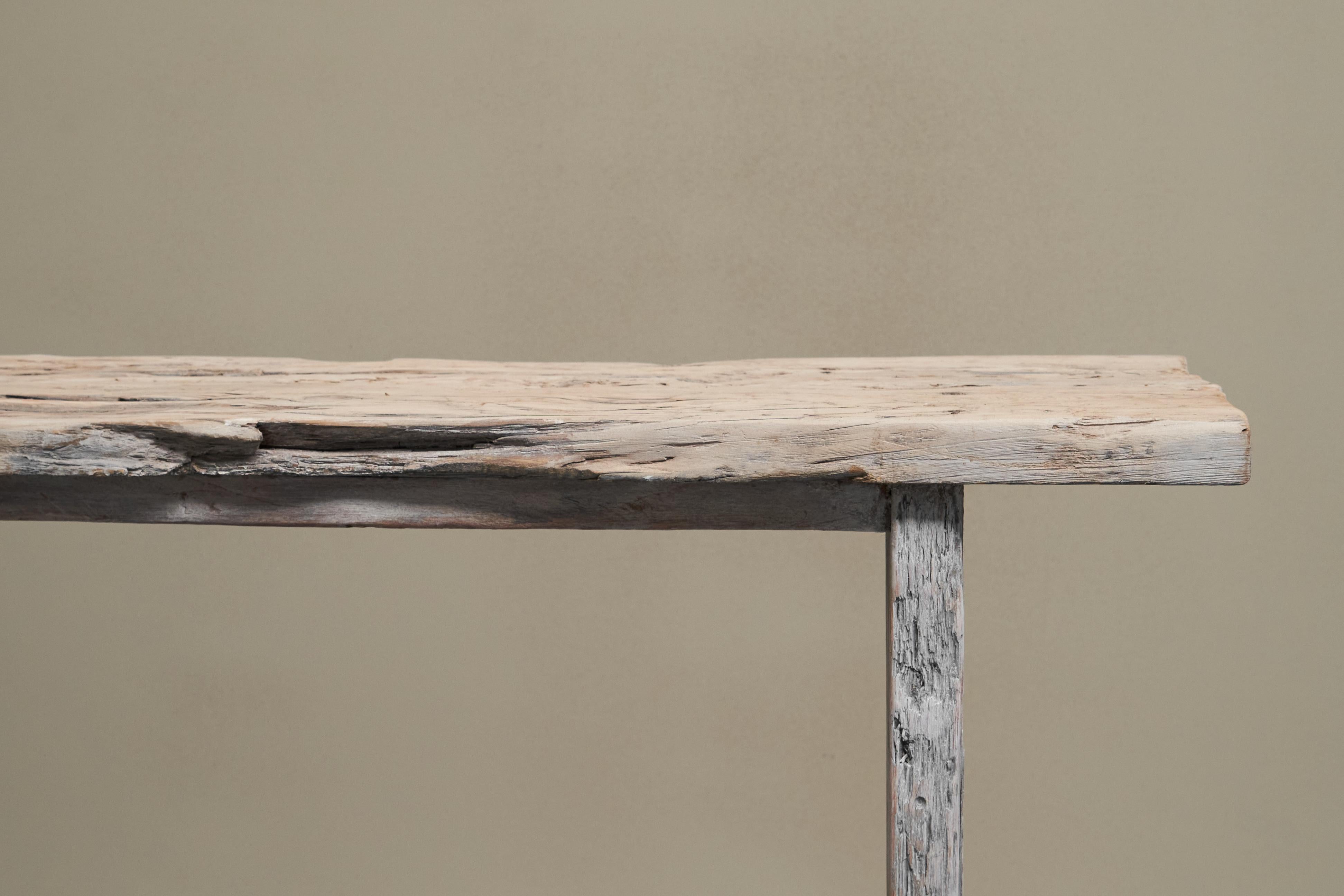 Coppia di tavolini da salotto in stile Wabi Sabi in Wood antico recuperato in vendita 6