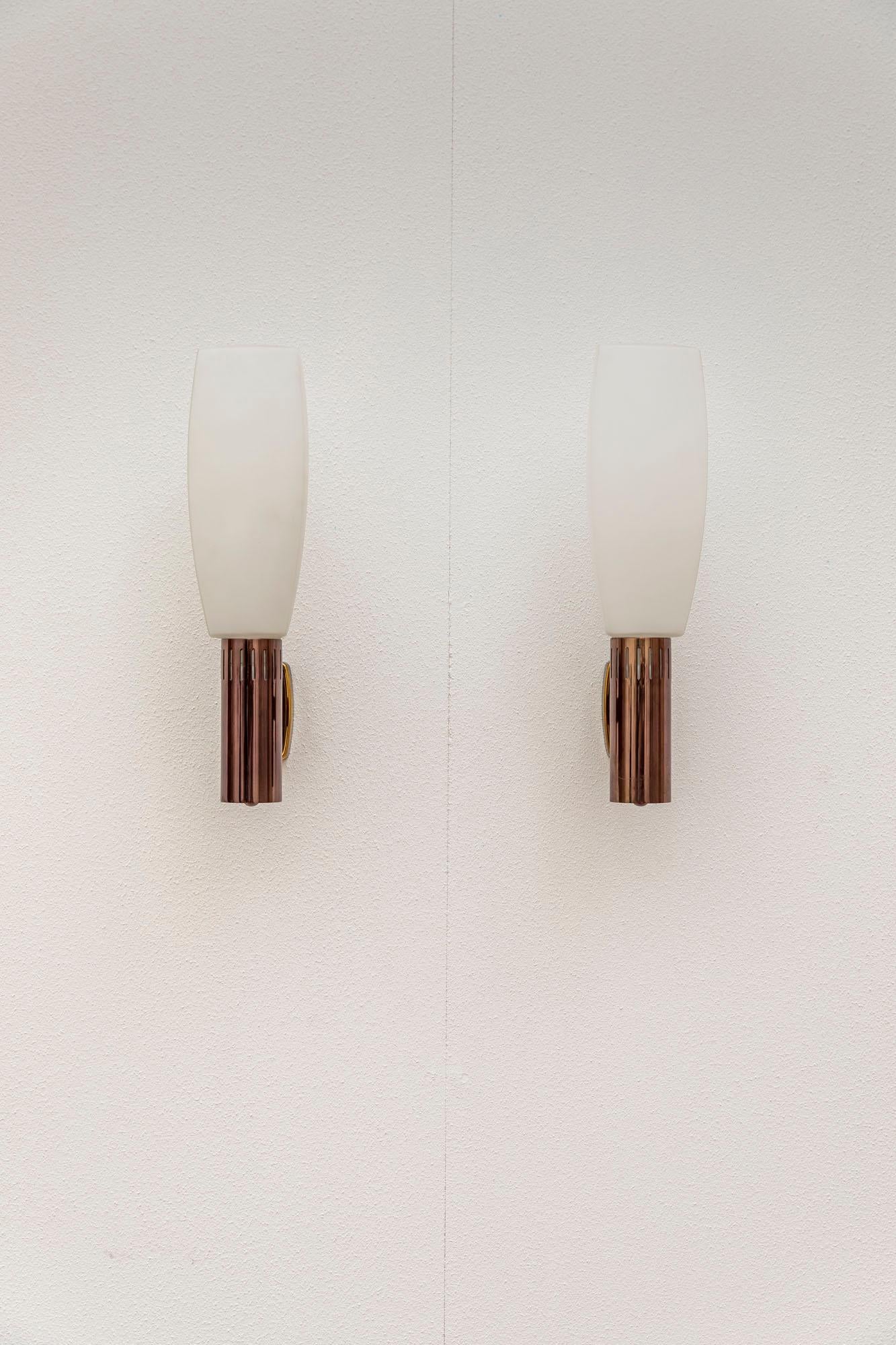 Pair of Wall Lamp by Stilnovo 1