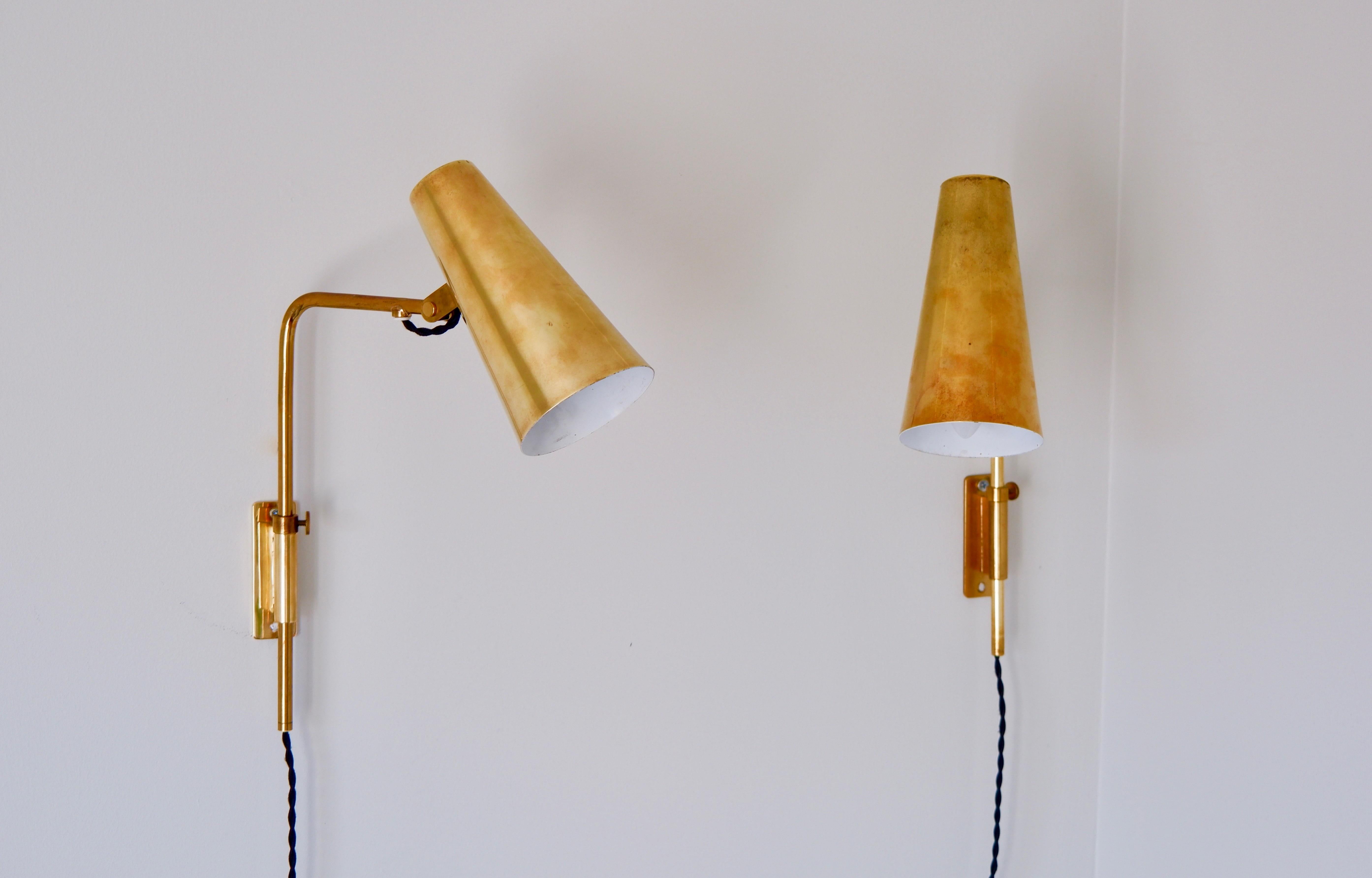 Pair of Wall Lamp Designed by Paavo Tynell Model 9459, for Idman Crica 1950 3
