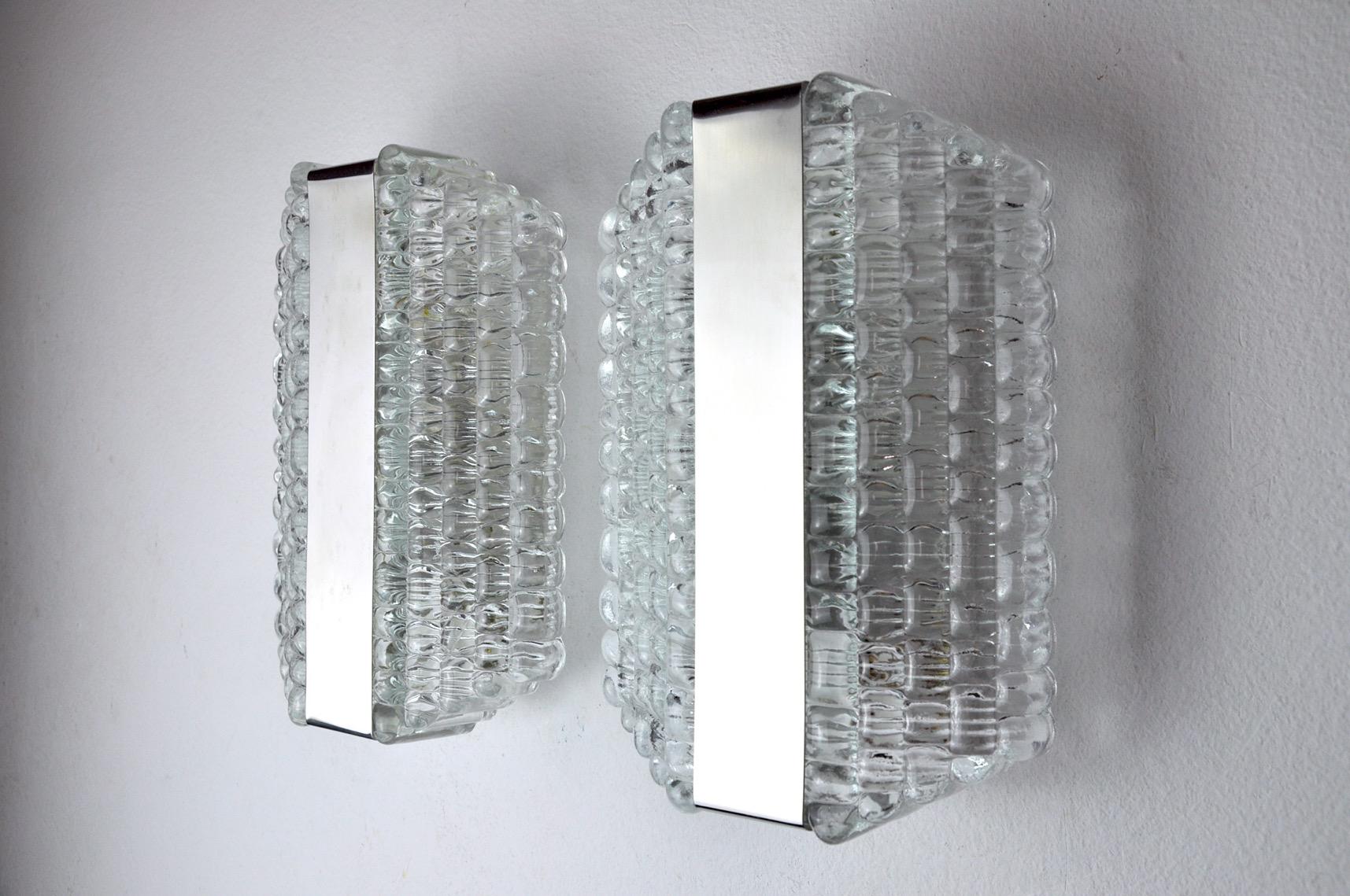 Hollywood Regency Pair of Wall Lamps by Kaiser Leuchten, Frosted Glass, Germany, 1960 For Sale