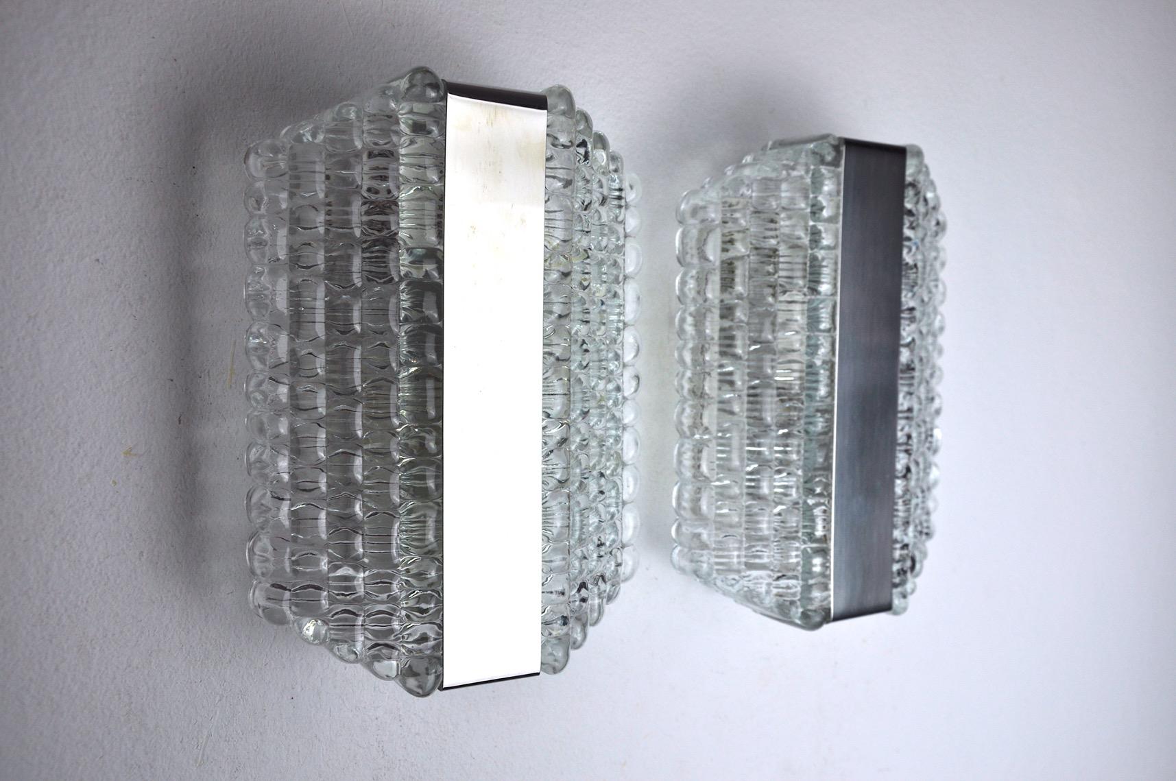 Pair of Wall Lamps by Kaiser Leuchten, Frosted Glass, Germany, 1960 In Good Condition For Sale In BARCELONA, ES