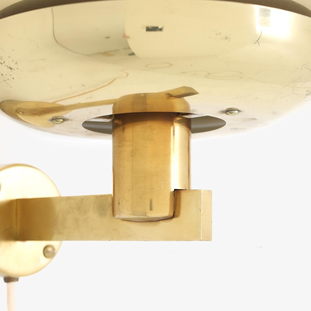 Pair of Wall Lamps in Brass by Hans-Agne Jakobsson In Good Condition For Sale In Copenhagen, DK