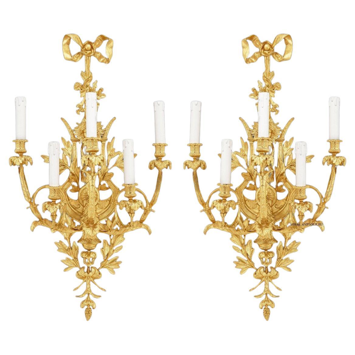 Pair Of Wall Lamps In Louis XVI Style en vente
