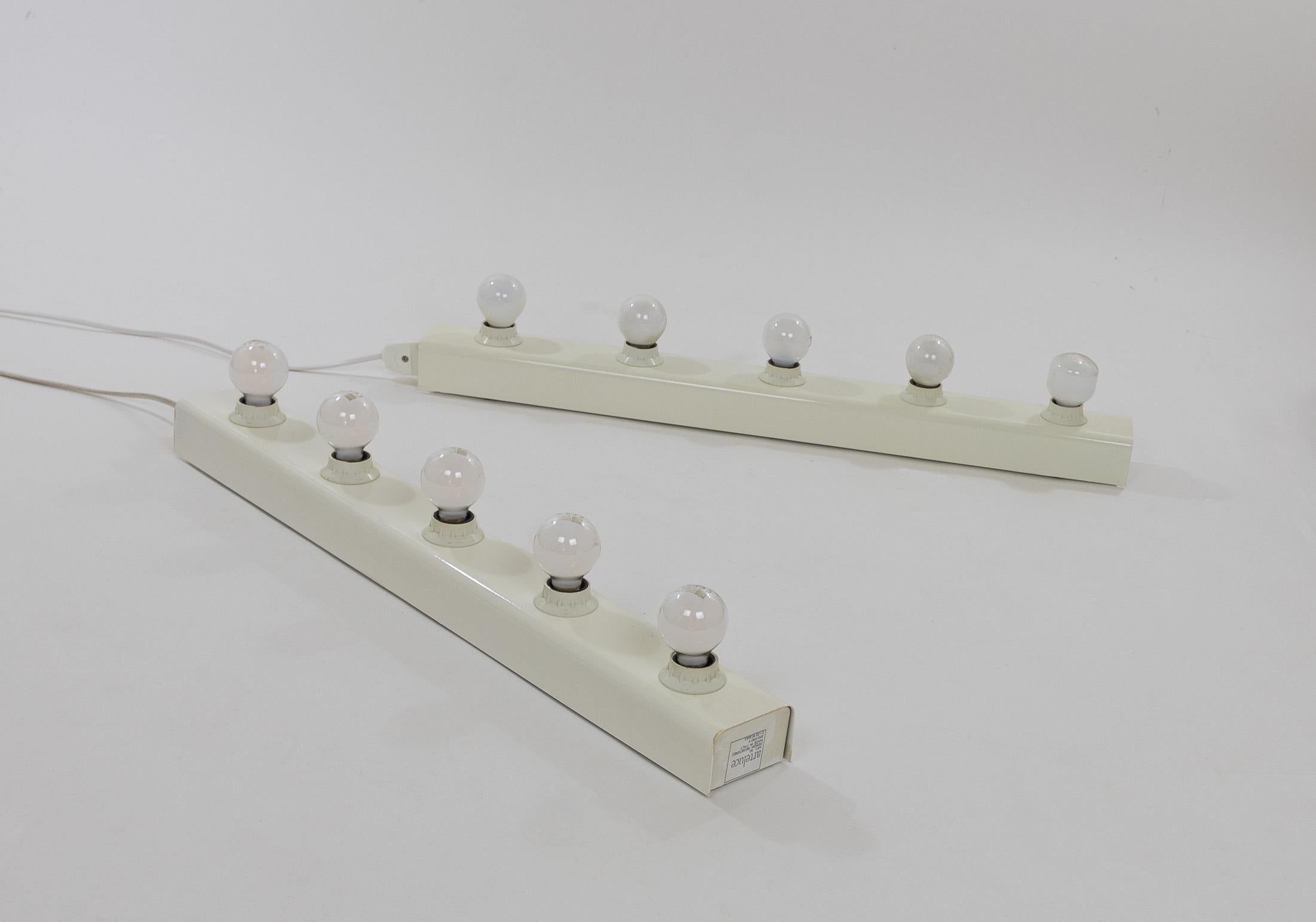 Pareja de lámparas de pared Model 50 de Gino Sarfatti para Arteluce, 1968 Moderno de mediados de siglo en venta