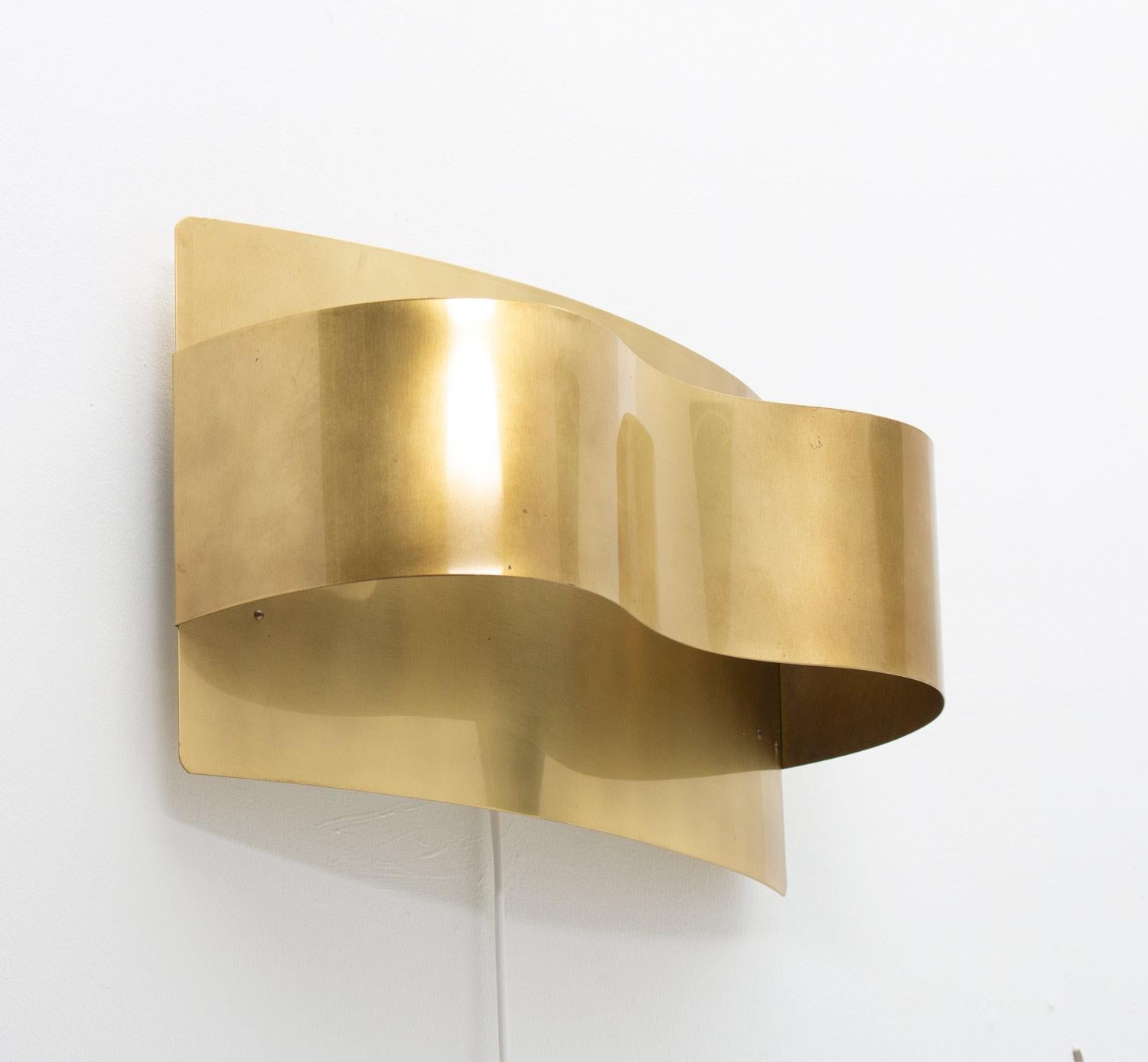 Pair of Wall Lamps / Sconces by Peter Celsing for Falkenbergs, Sweden (Moderne der Mitte des Jahrhunderts)